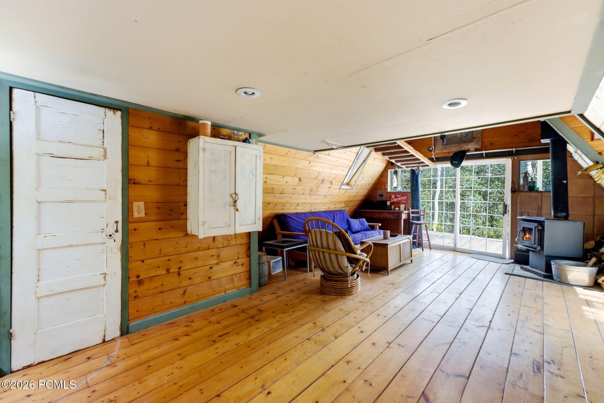 1697 W Marmot Lane