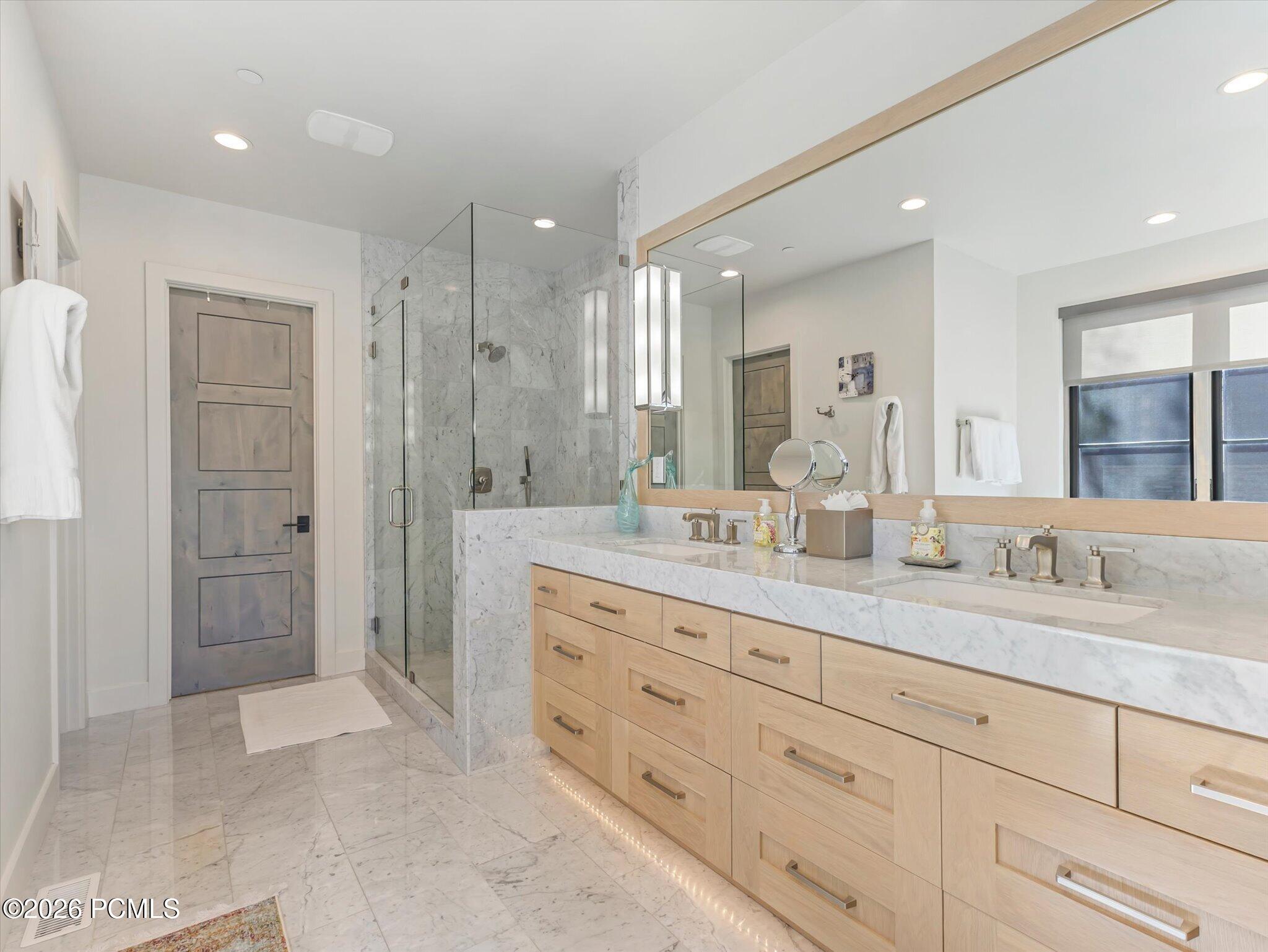 6634 W Golden Bear Loop