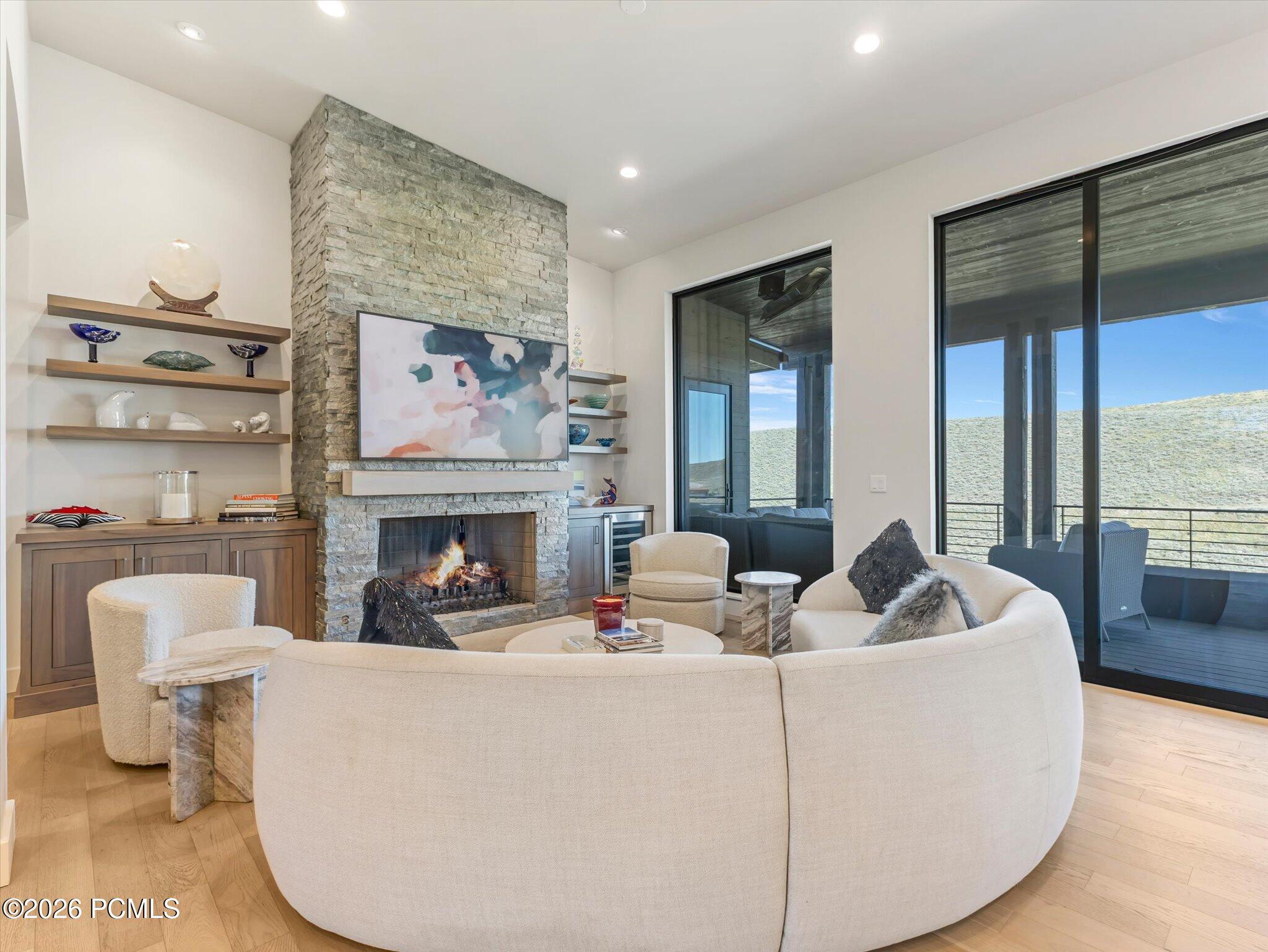 6634 W Golden Bear Loop