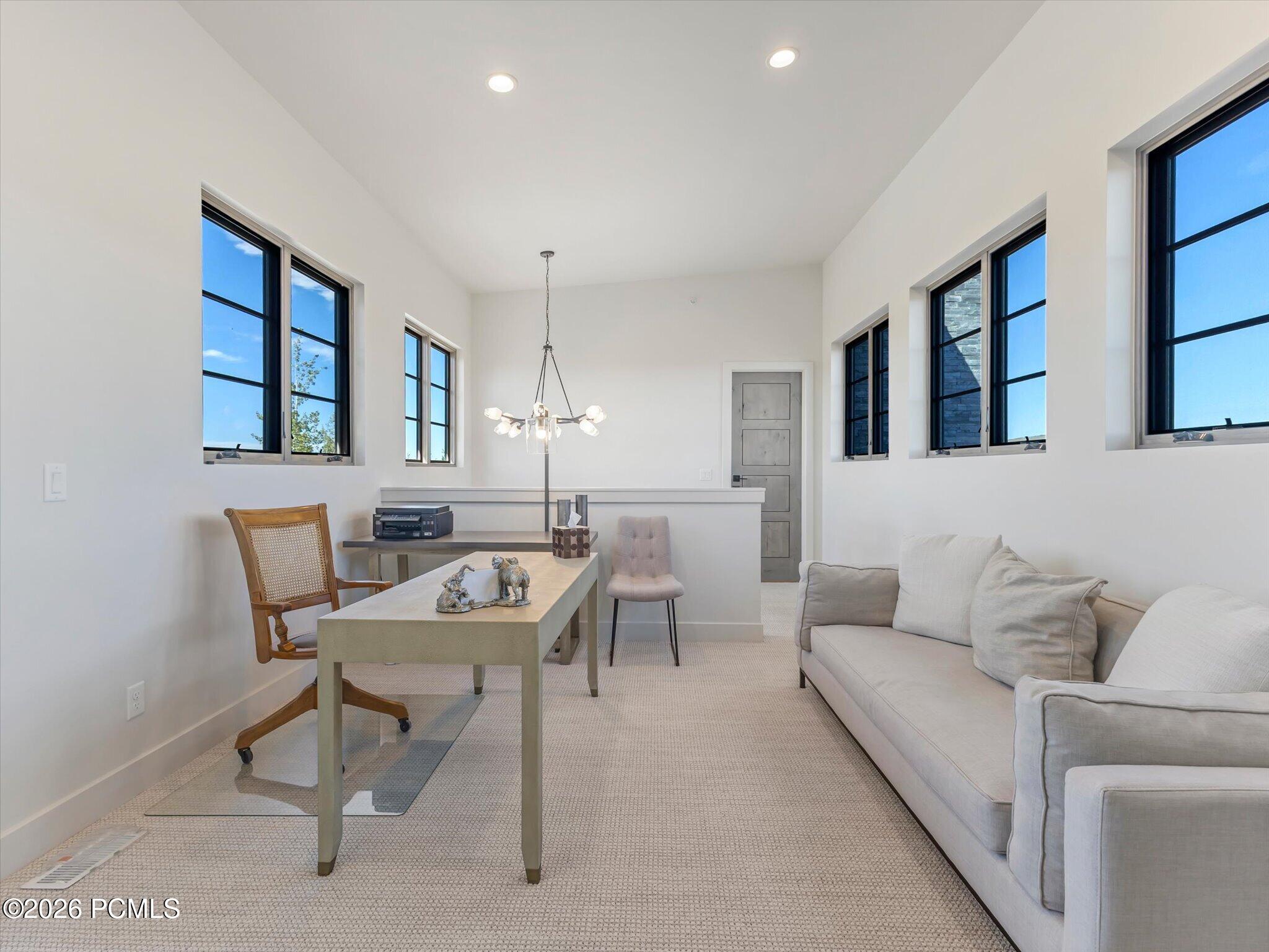 6634 W Golden Bear Loop
