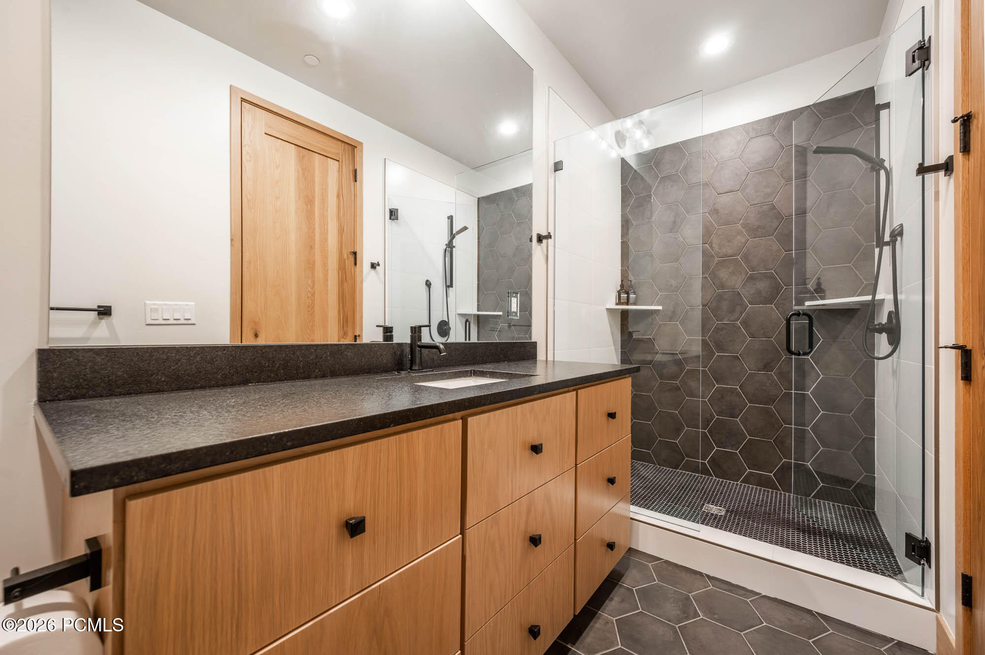 1090 N Oquirrh Mountain Drive