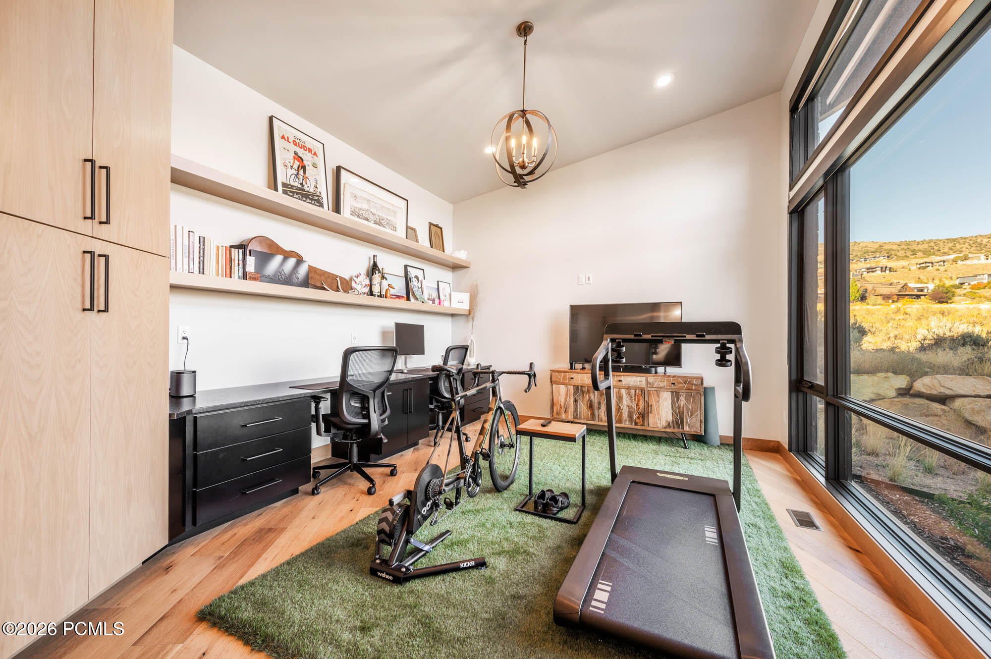 1090 N Oquirrh Mountain Drive