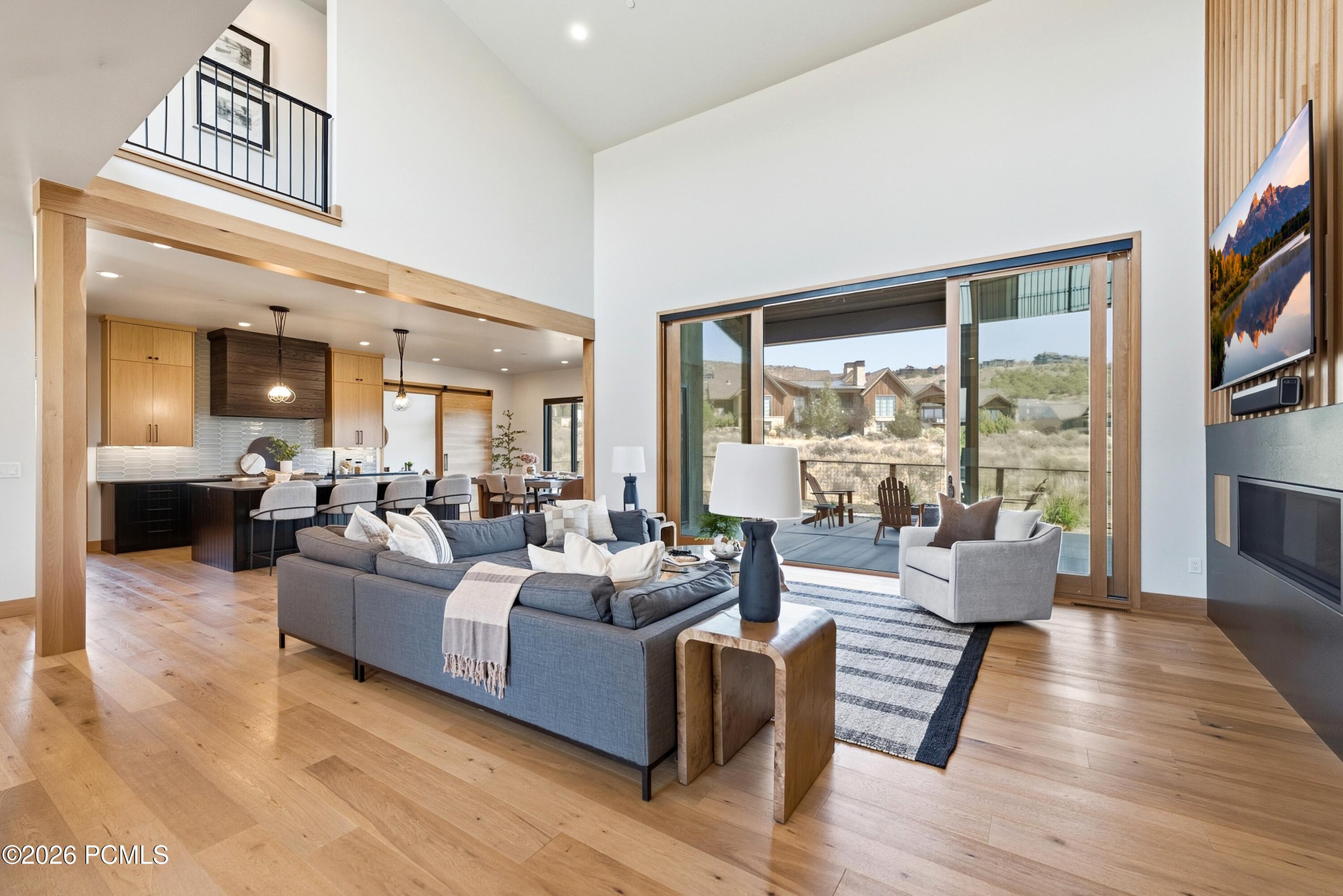 1090 N Oquirrh Mountain Drive