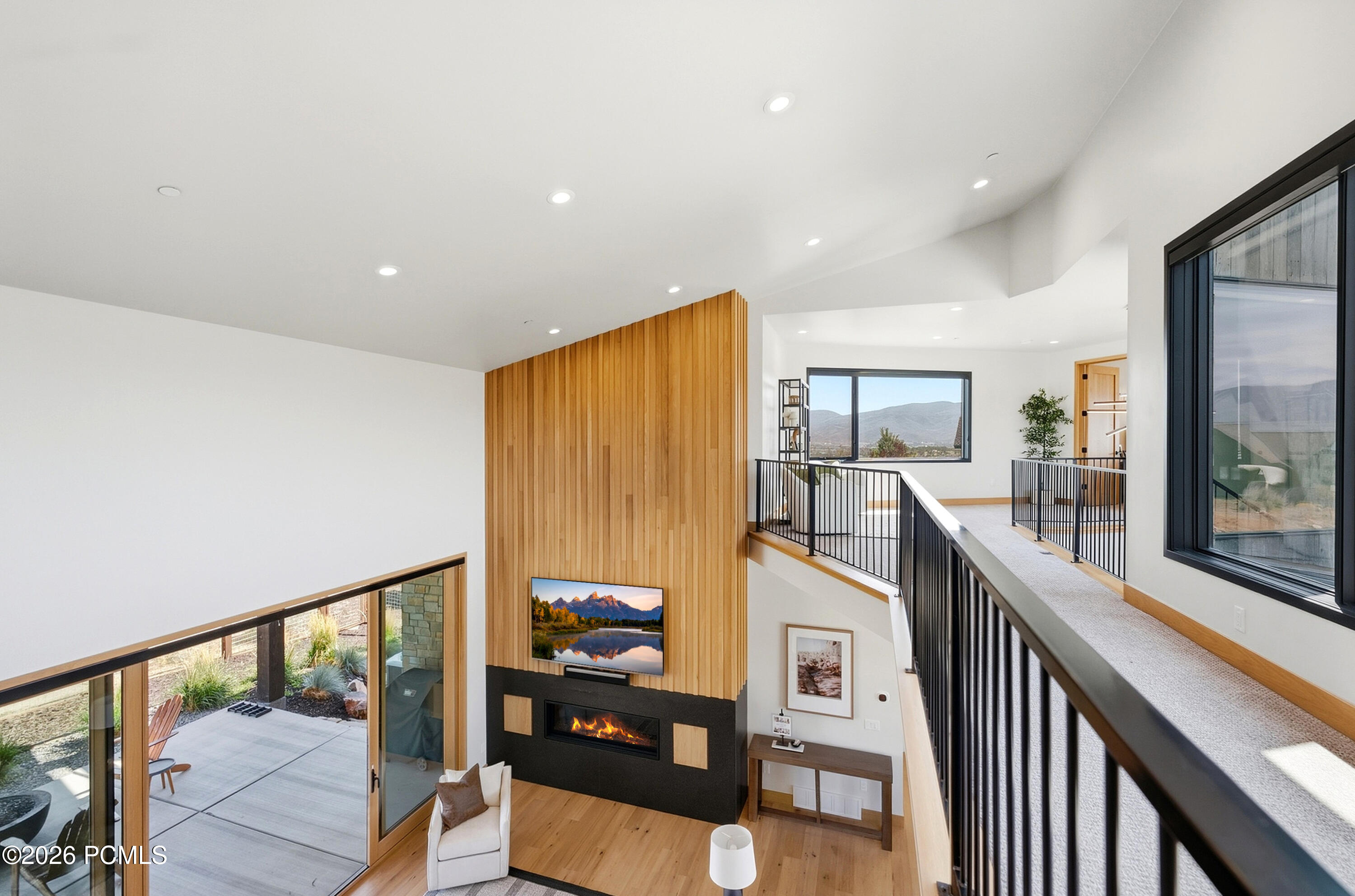 1090 N Oquirrh Mountain Drive