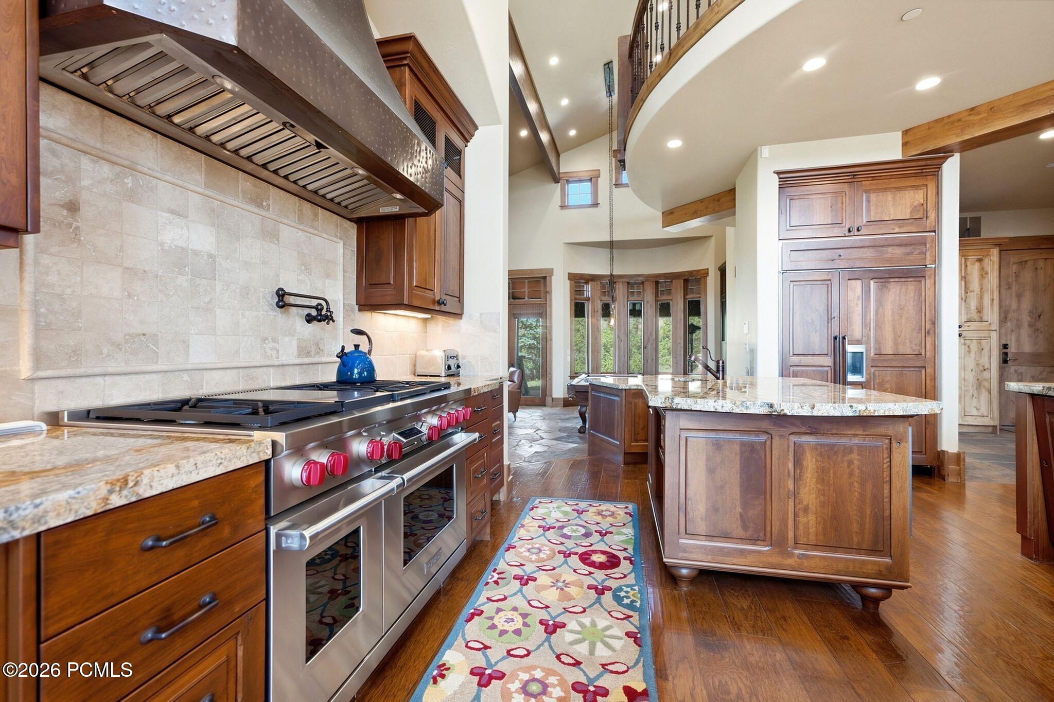 8425 N Sunrise Loop