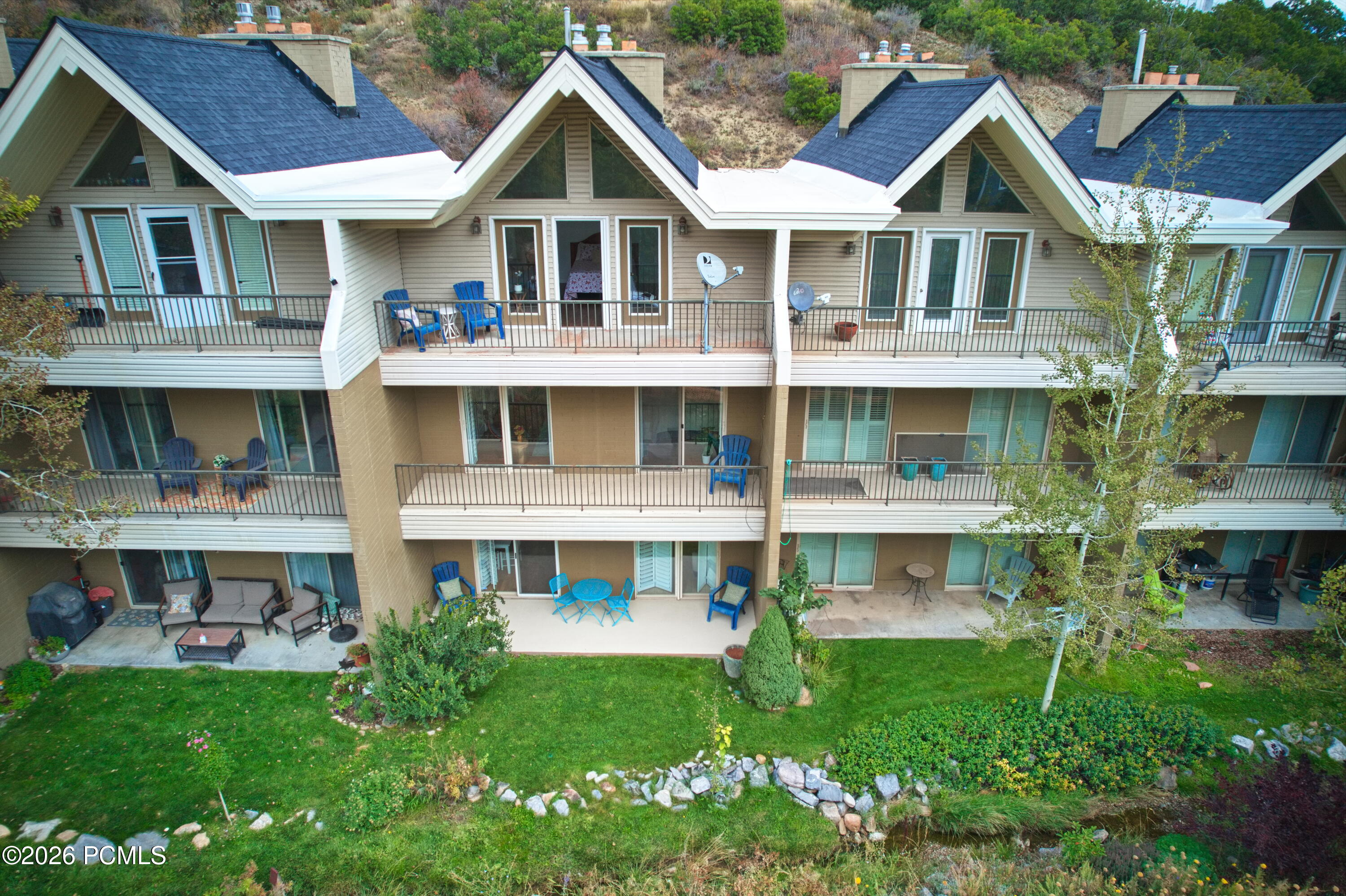 435 Aspen Drive 6