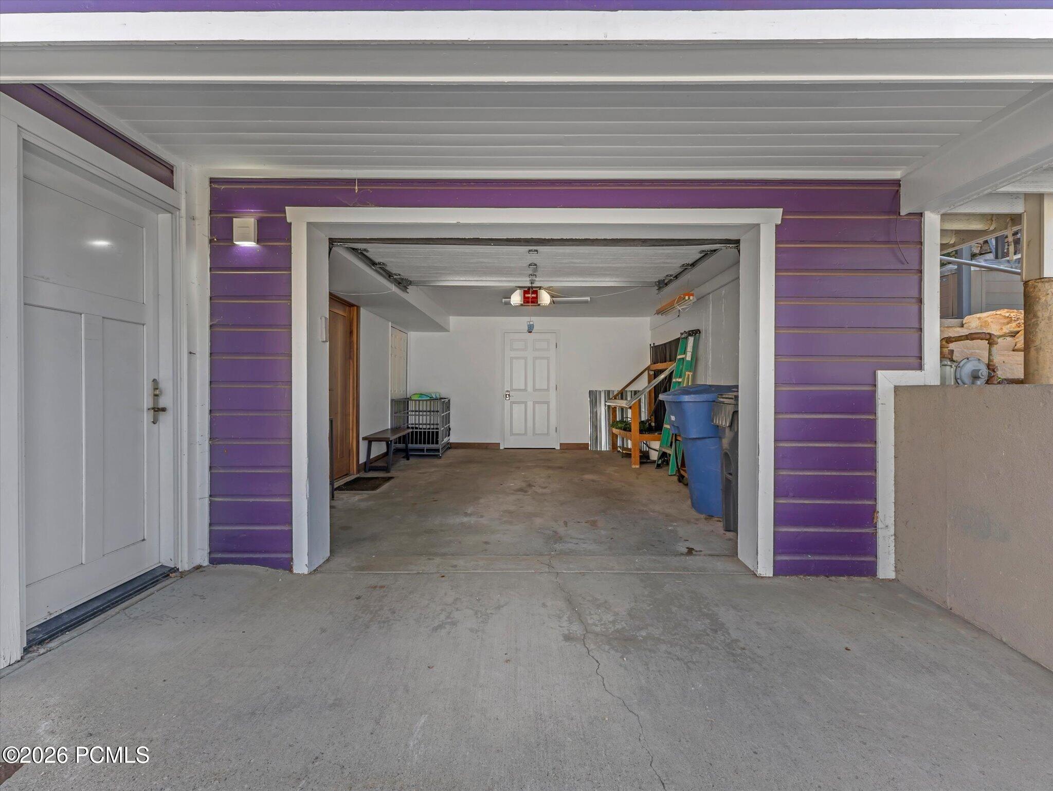 250 Grant Avenue