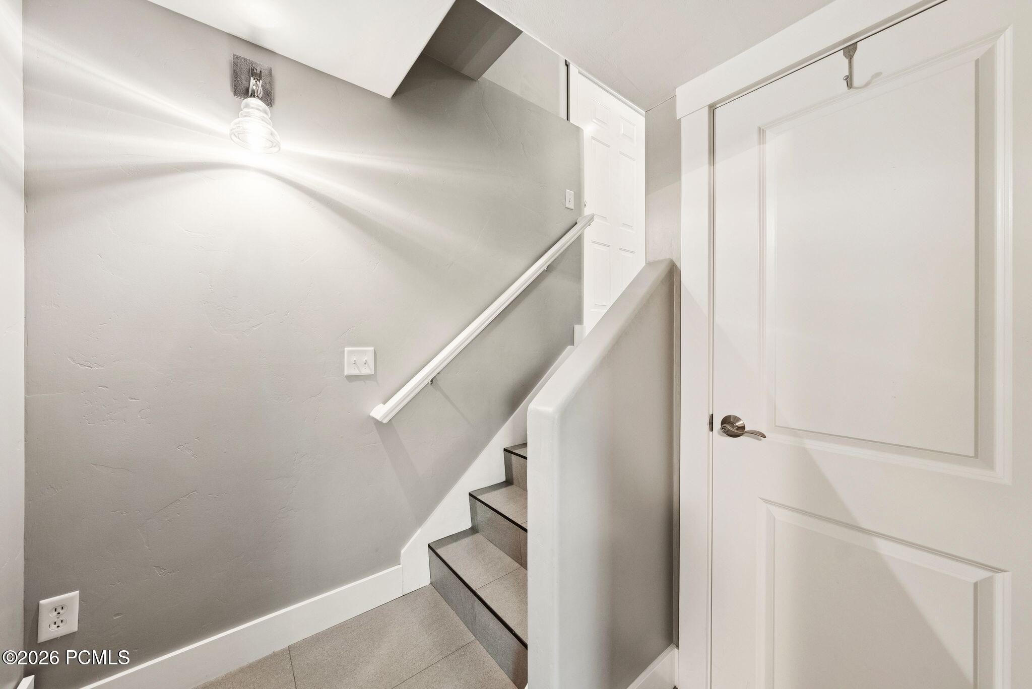5581 Oslo Lane A