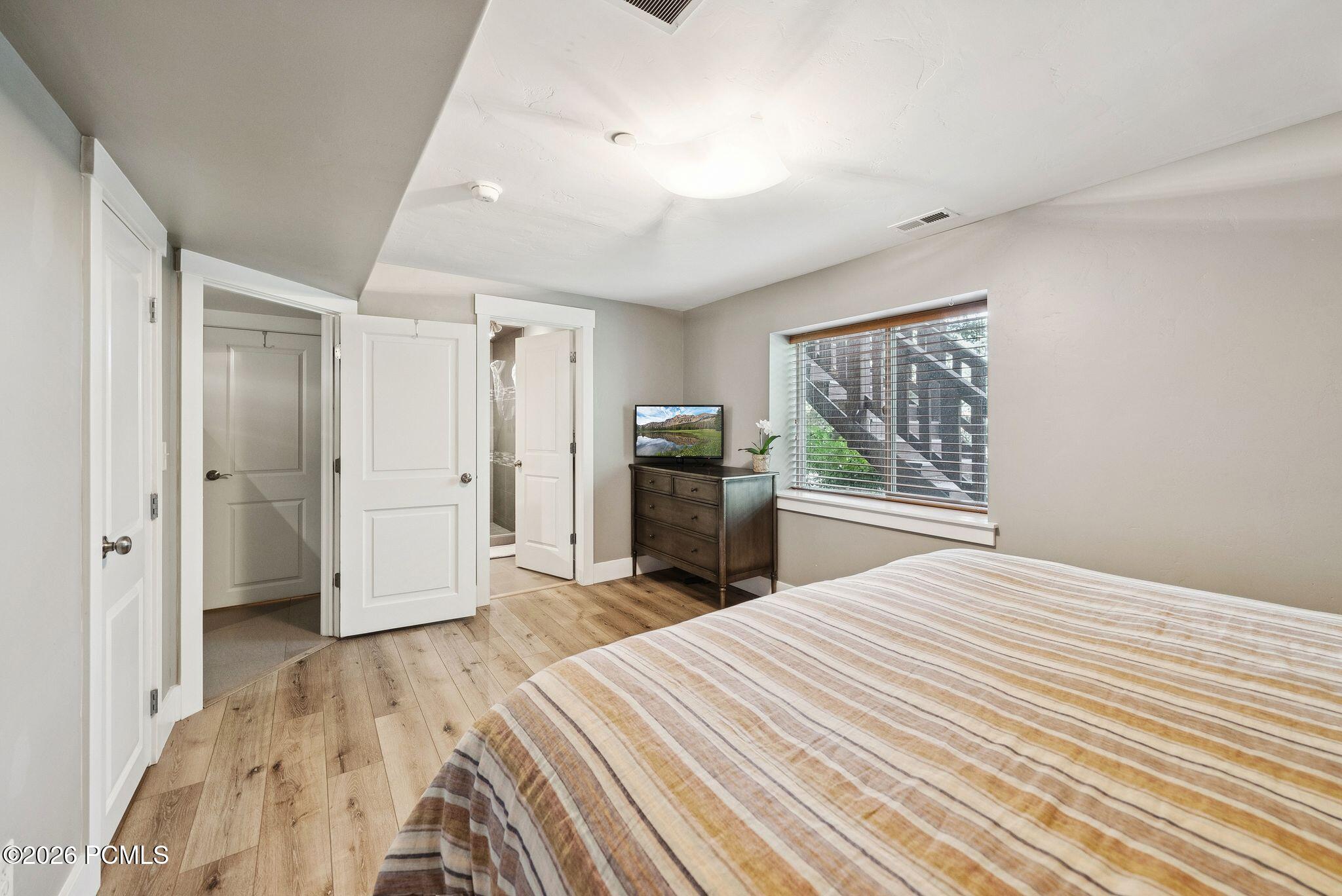 5581 Oslo Lane A
