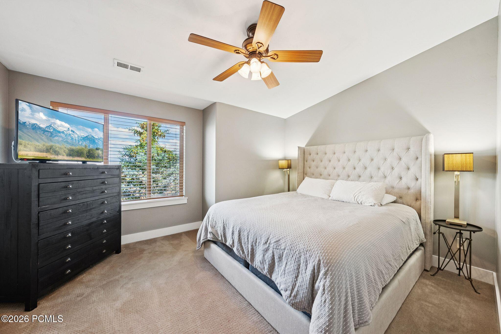 5581 Oslo Lane A