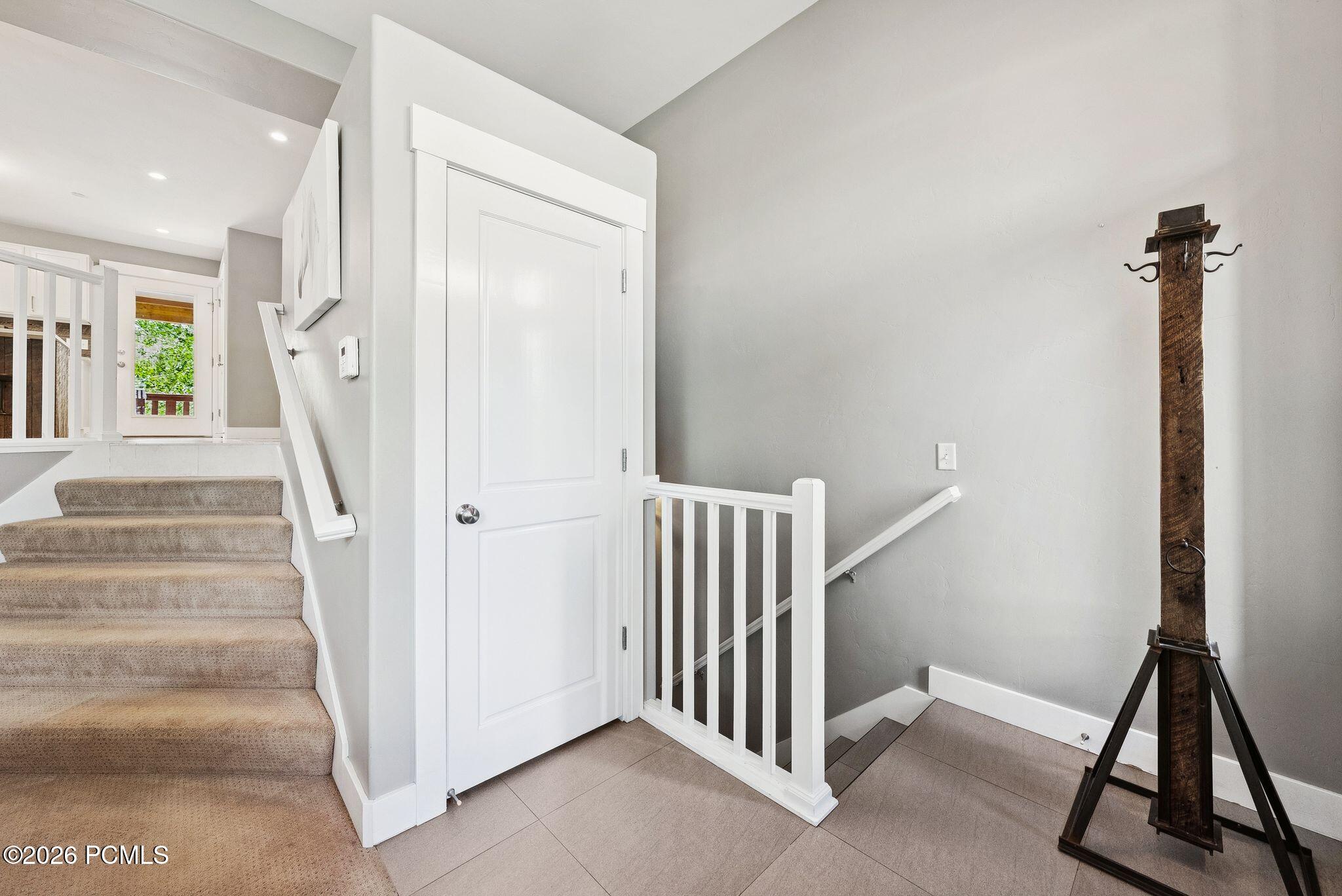 5581 Oslo Lane A