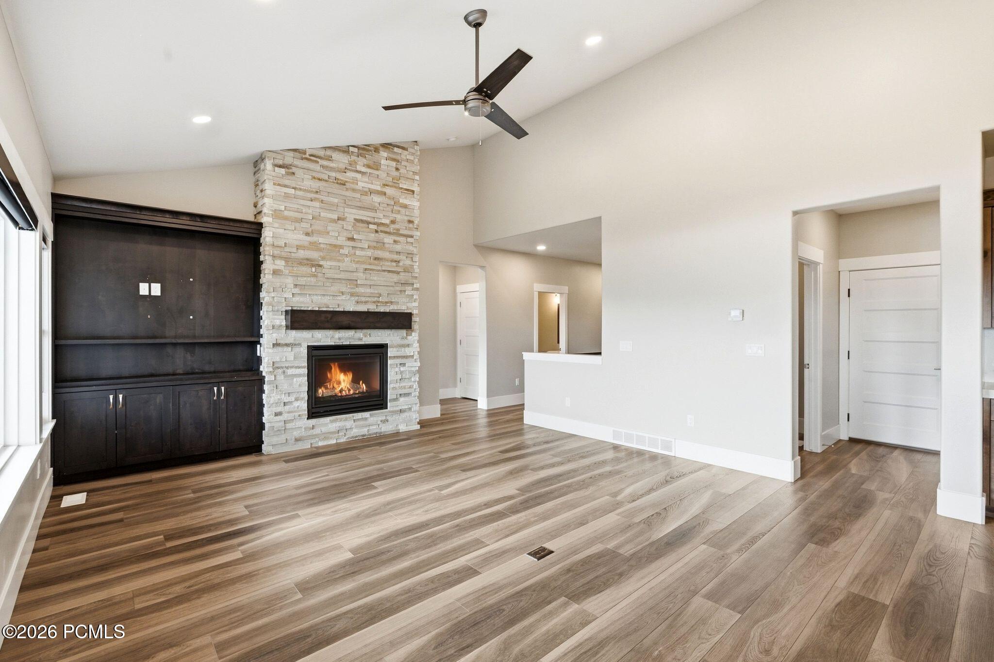 11091 N Shoreline Drive