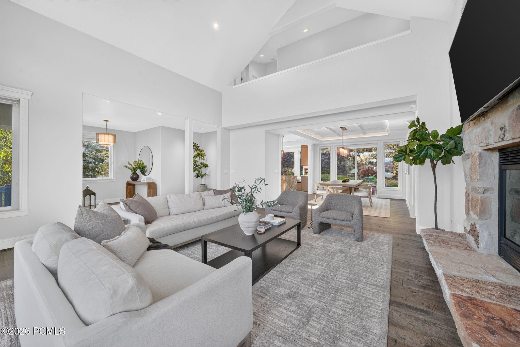 8931 Northcove Drive