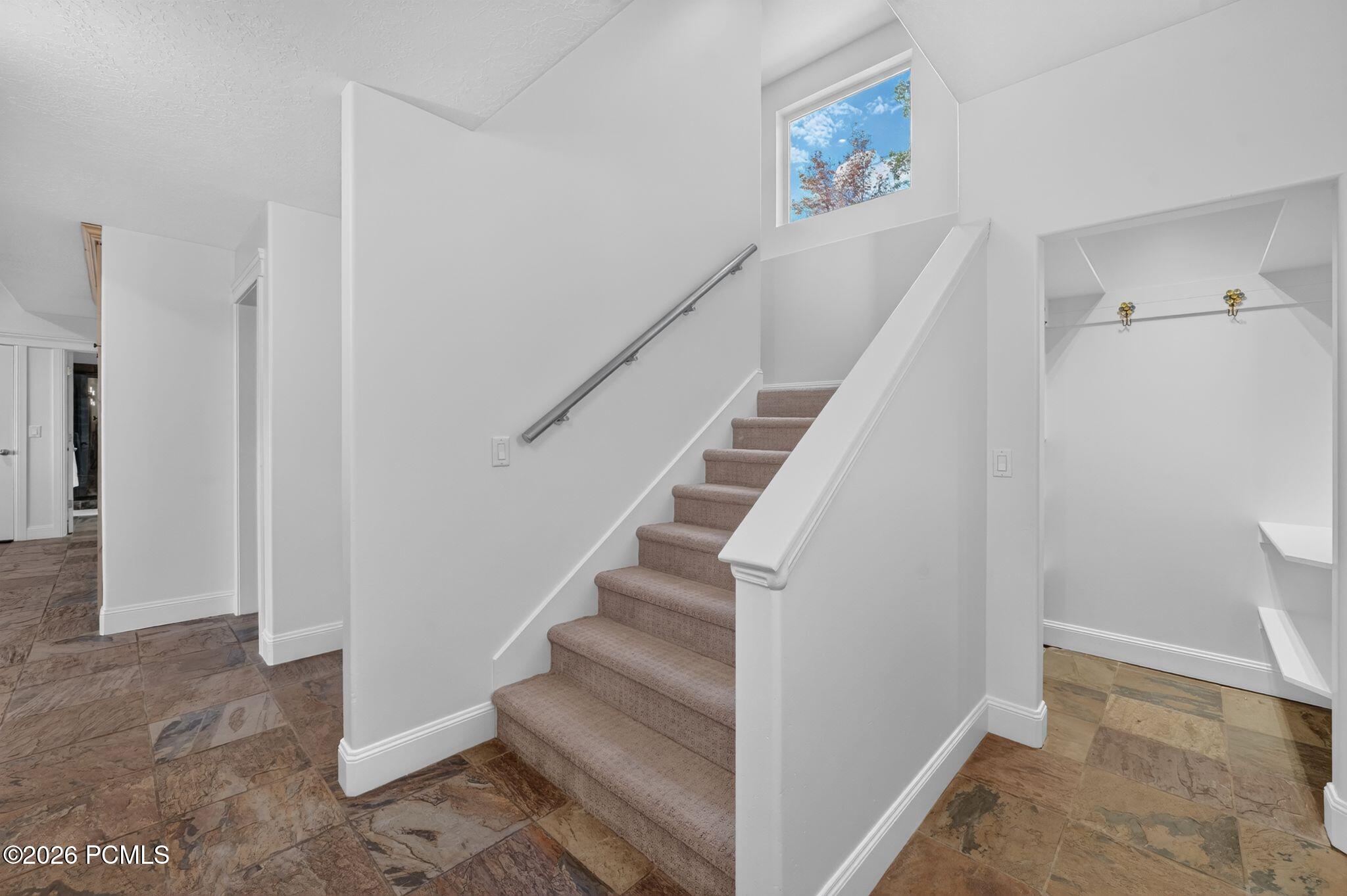 8931 Northcove Drive