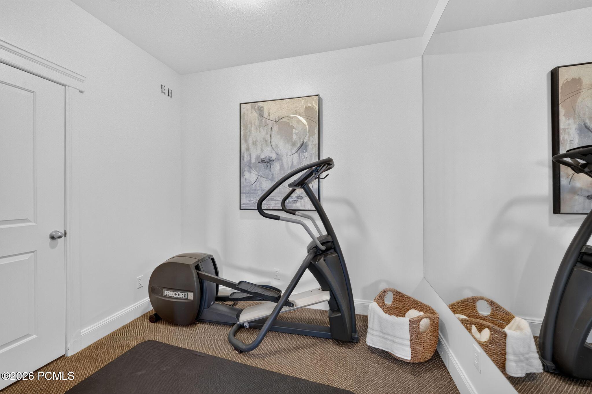 8931 Northcove Drive