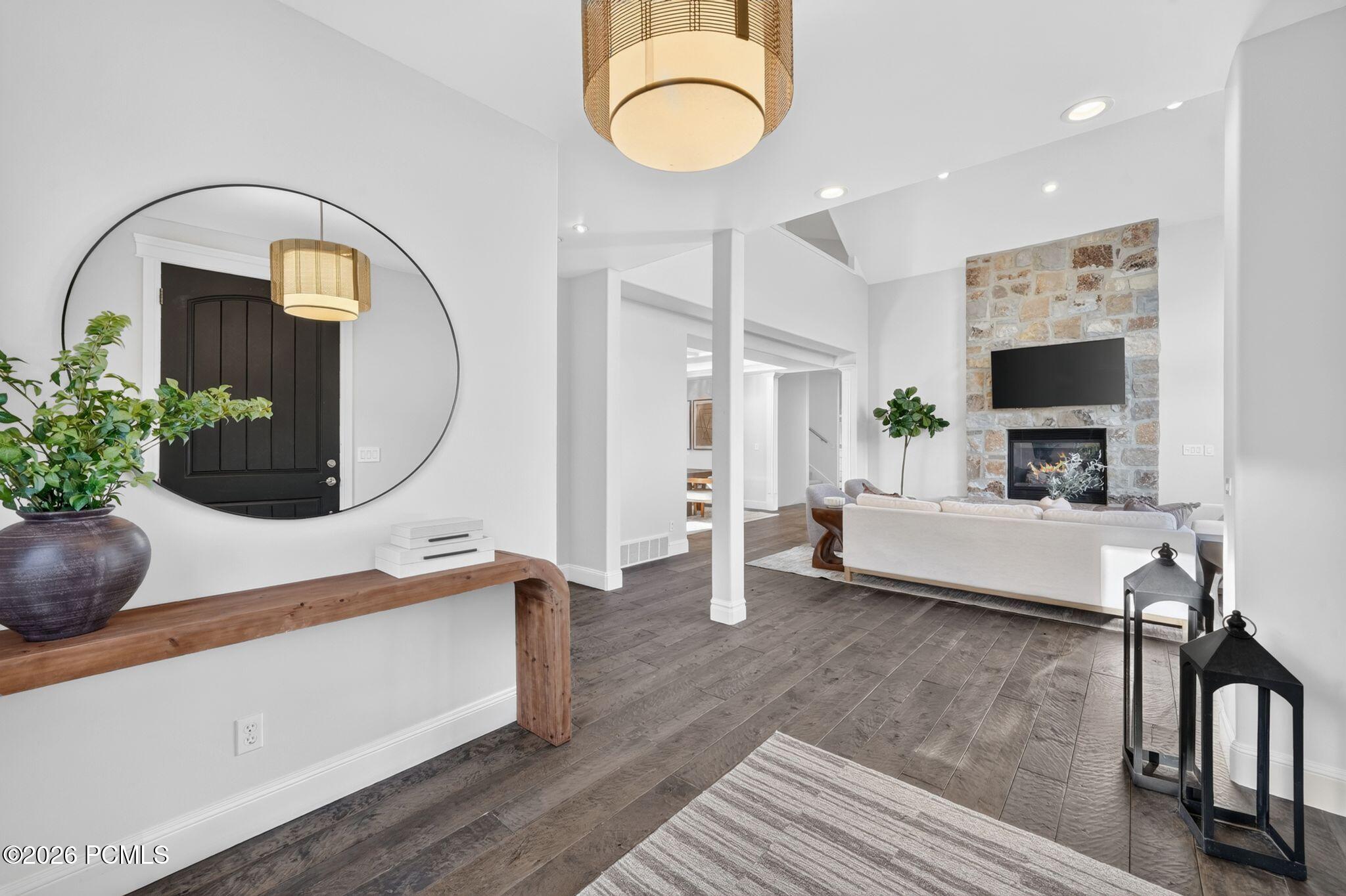 8931 Northcove Drive
