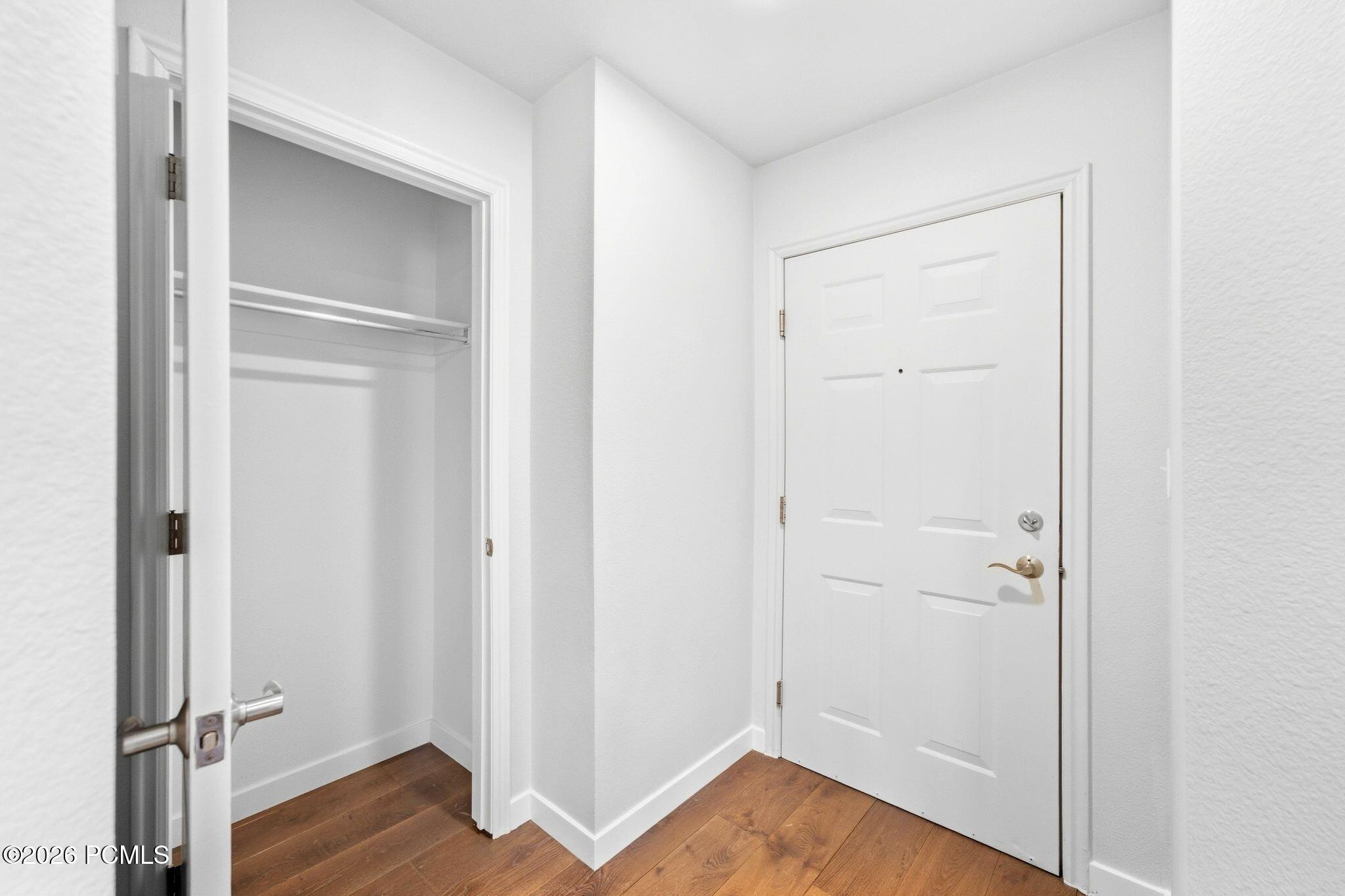 1756 W Fox Bay Drive F103