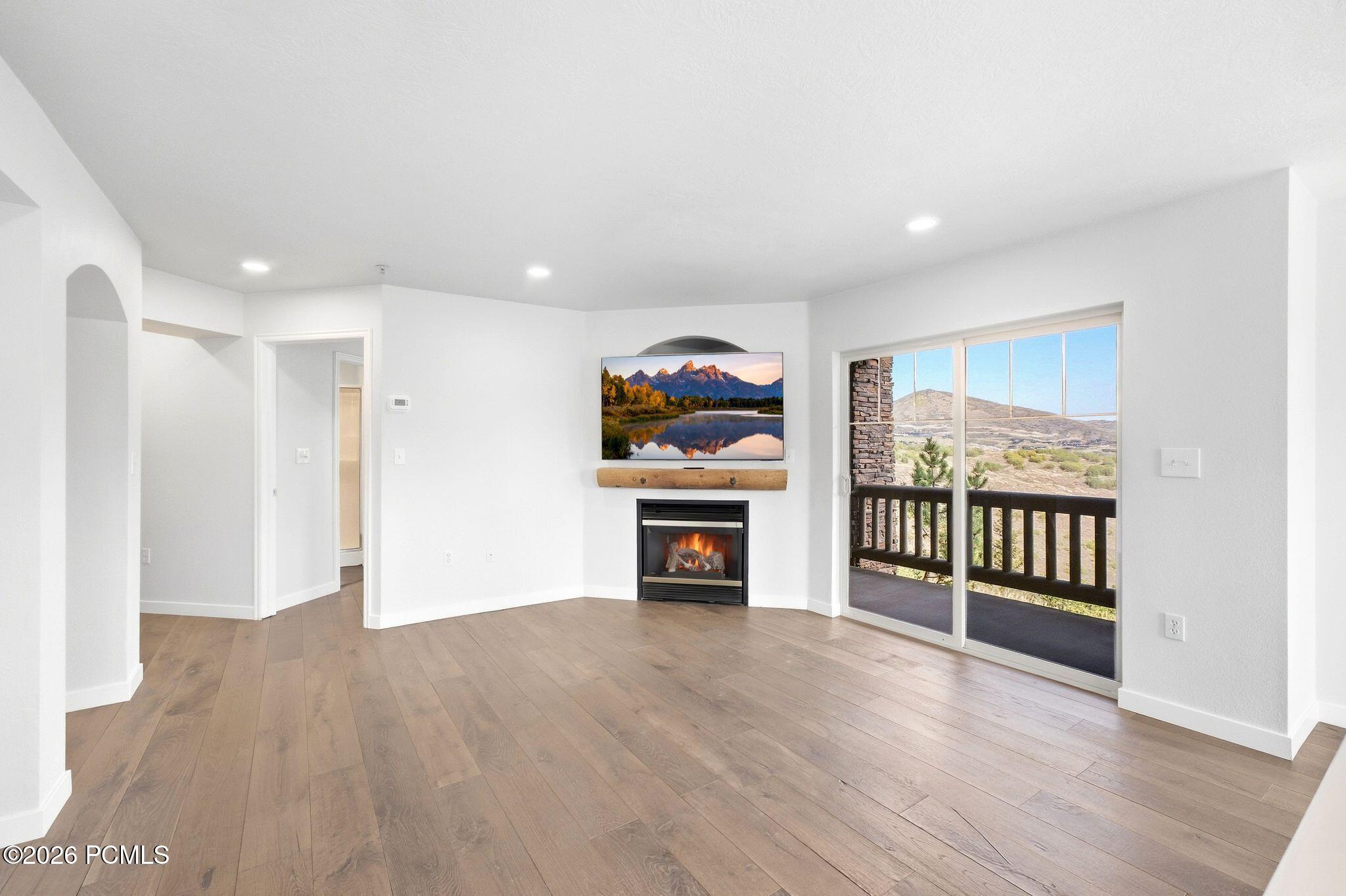 1756 W Fox Bay Drive F103