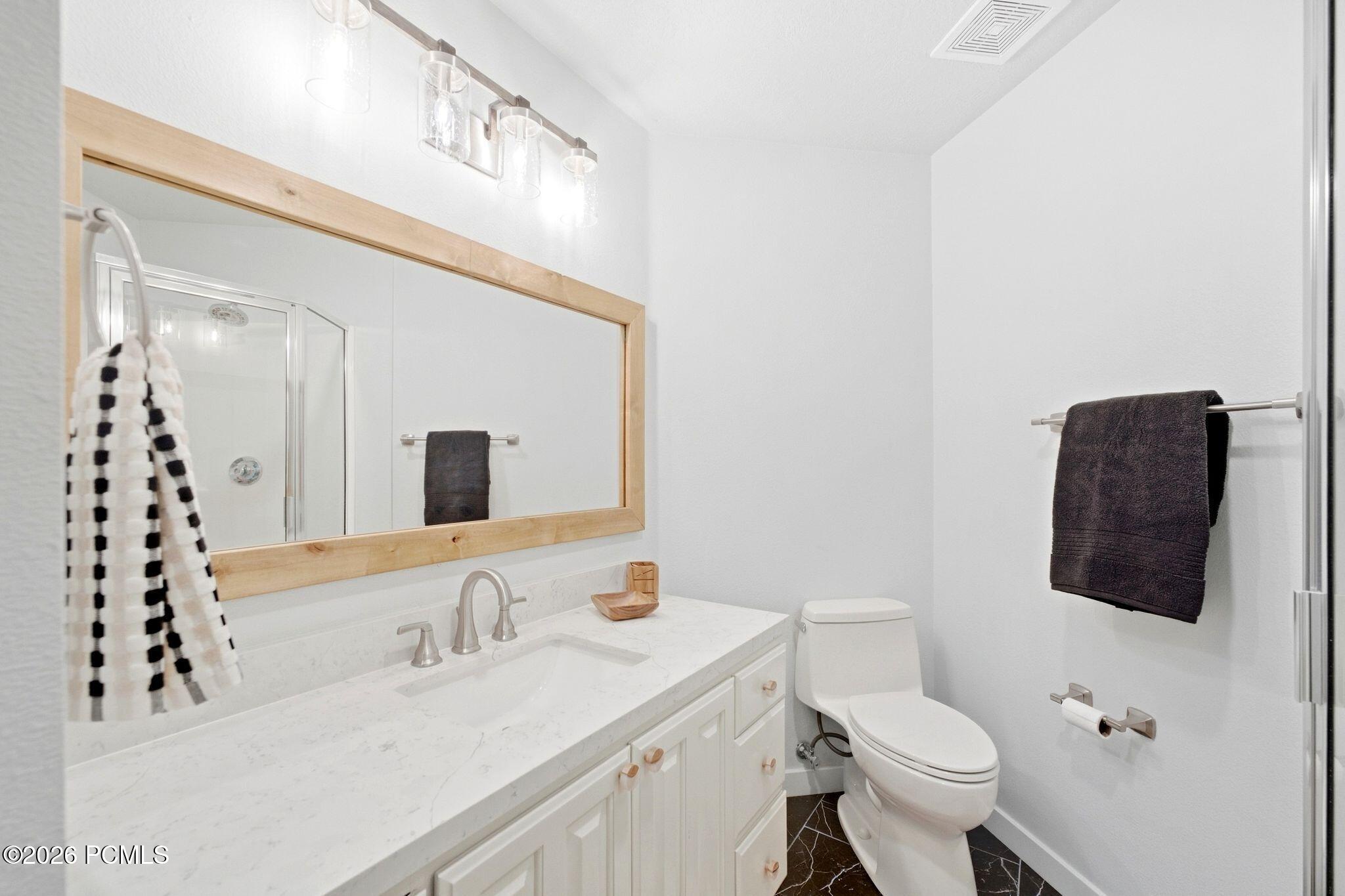 1756 W Fox Bay Drive F103