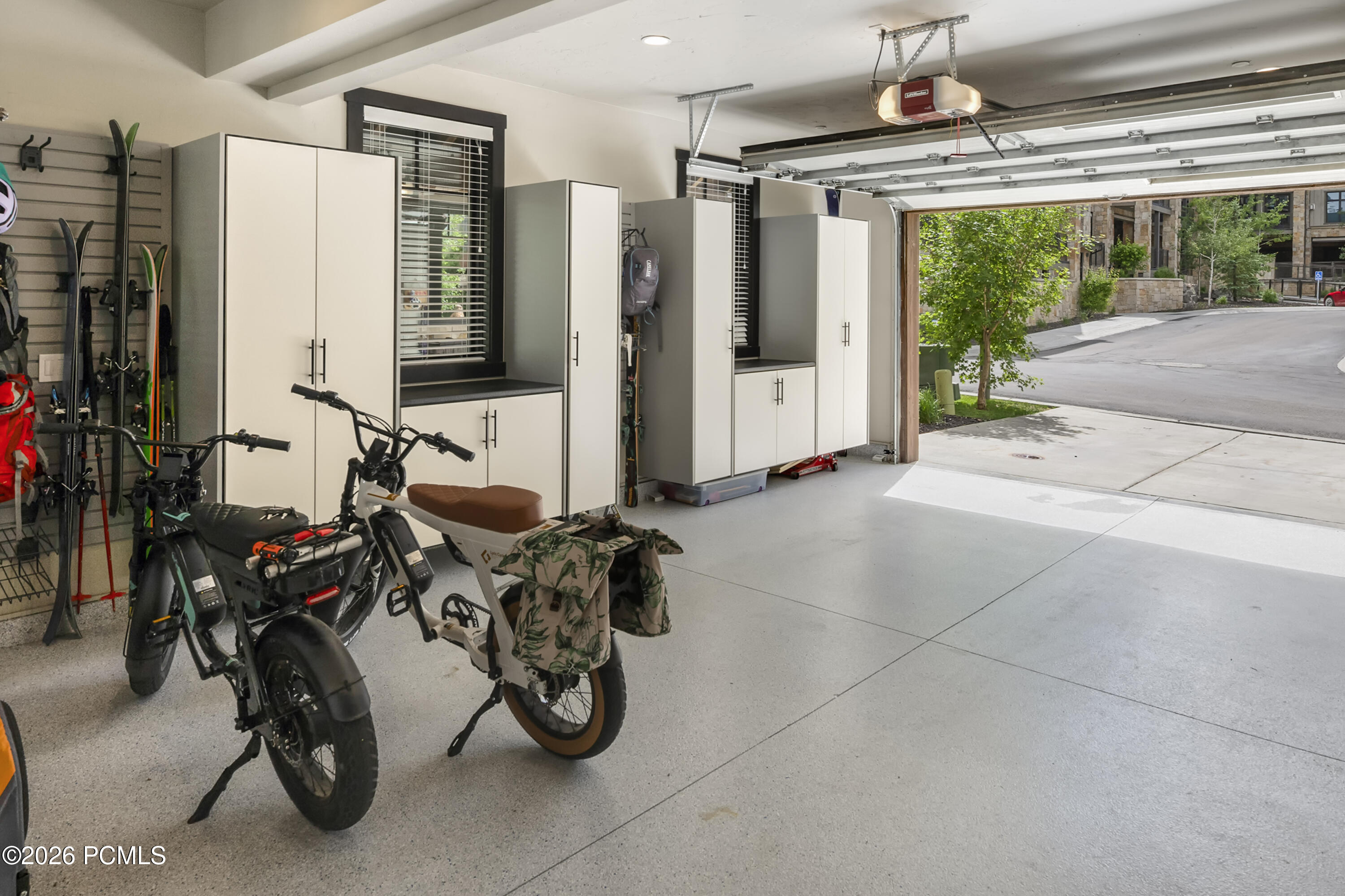 3680 Blackstone Drive