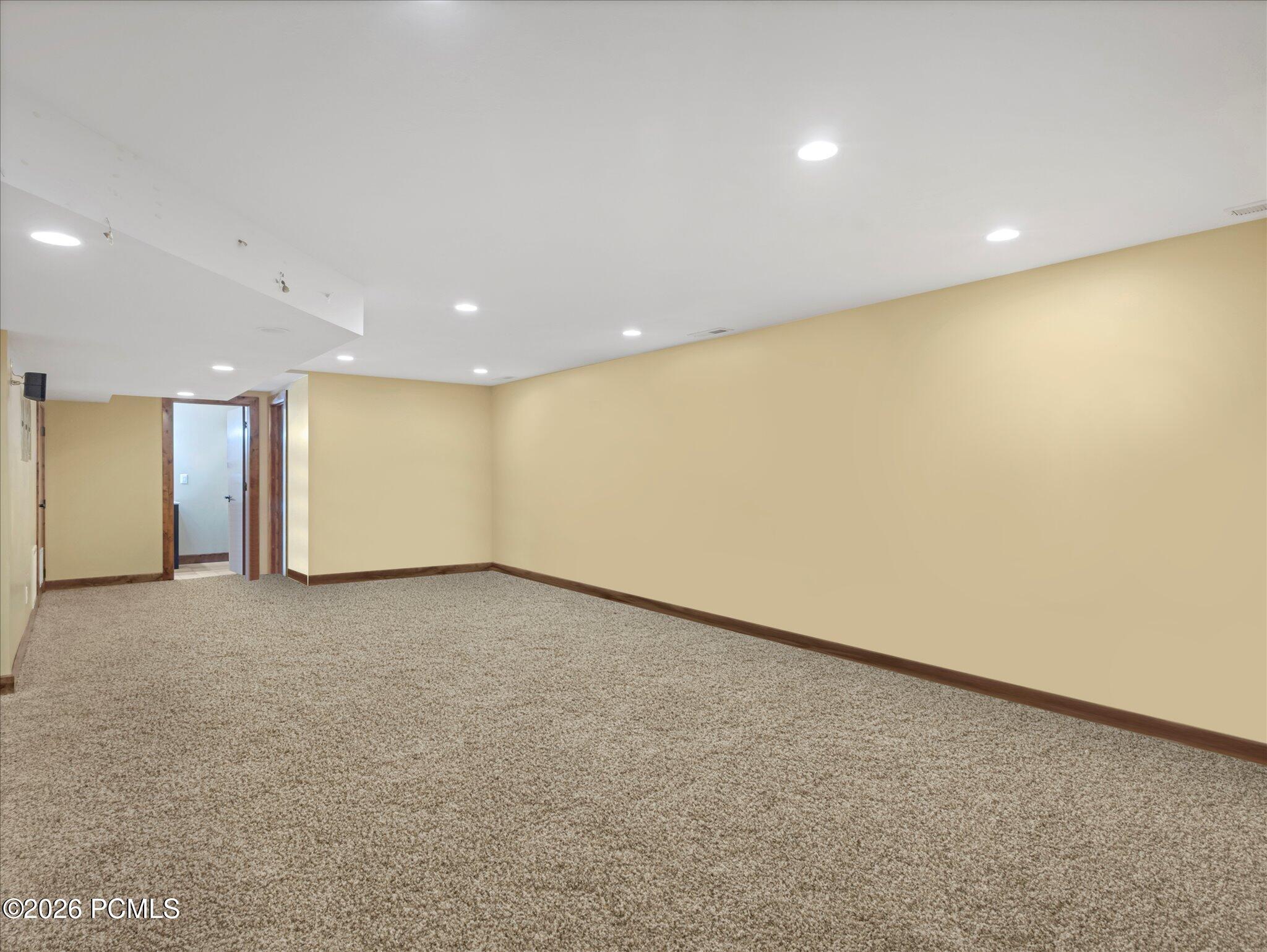 422 S Maryfield Drive