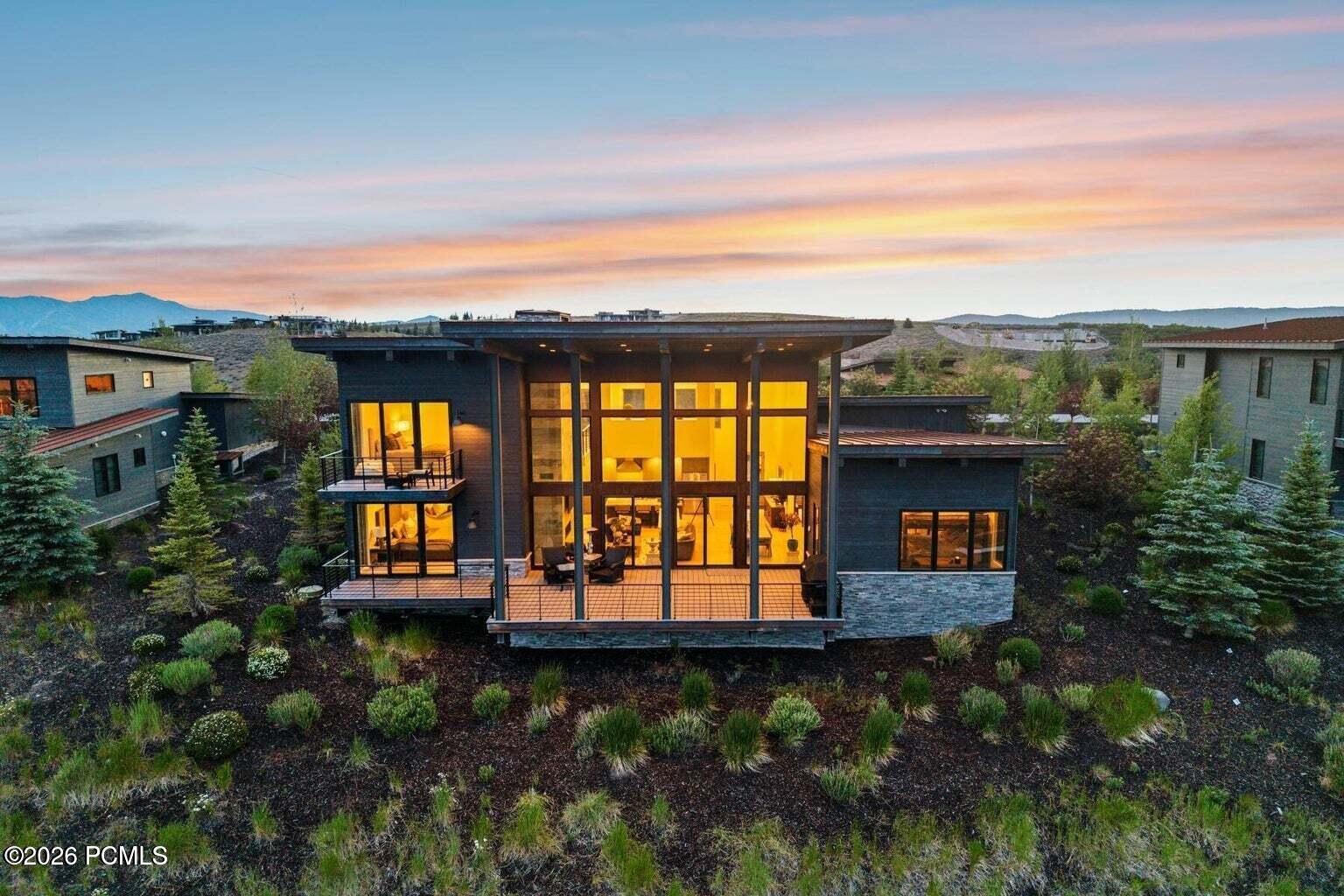 6836 W Golden Bear Loop