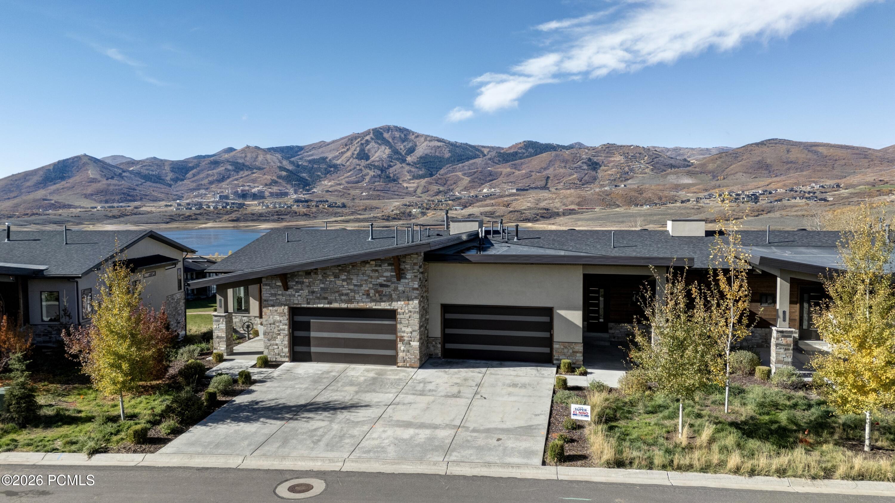11529 N Groves Edge Drive