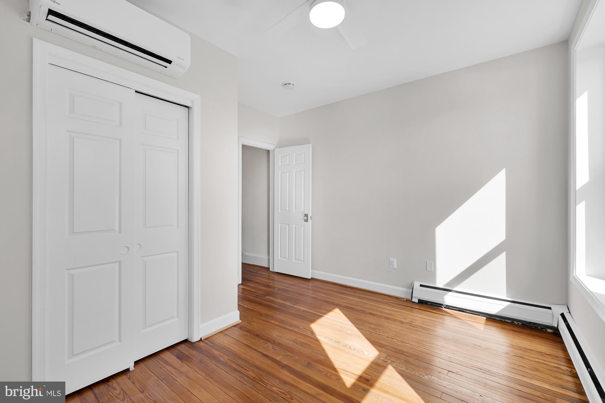 1105 East Capitol STREET SE Unit: 4