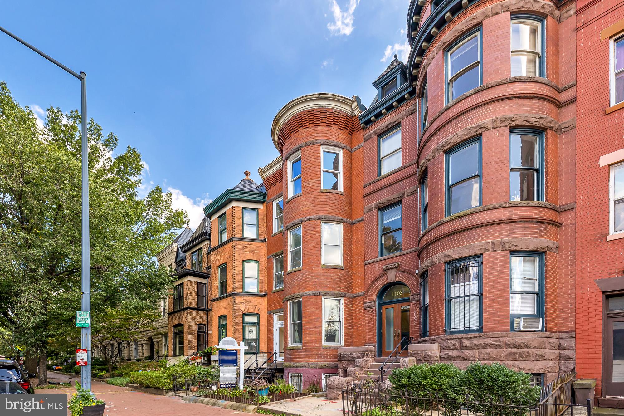 1105 East Capitol STREET SE Unit: 4