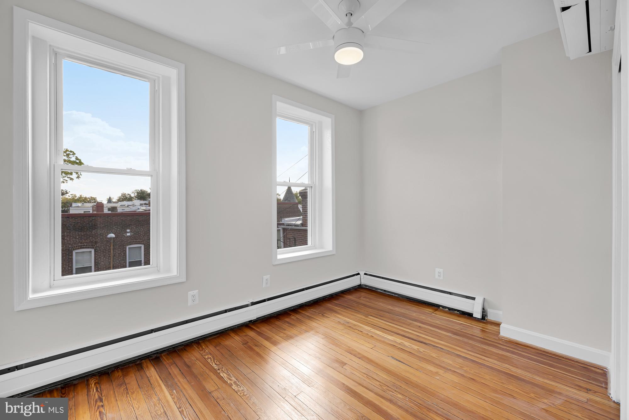 1105 East Capitol STREET SE Unit: 4