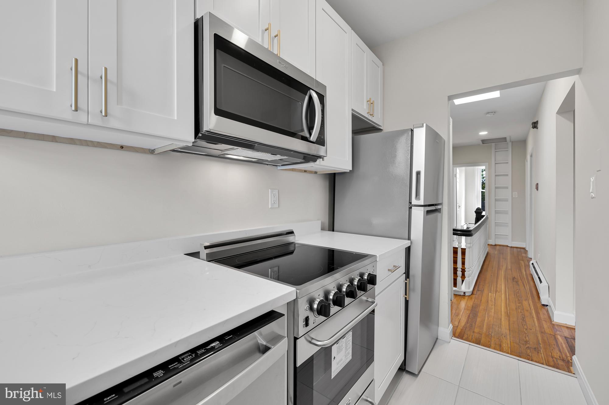 1105 East Capitol STREET SE Unit: 4