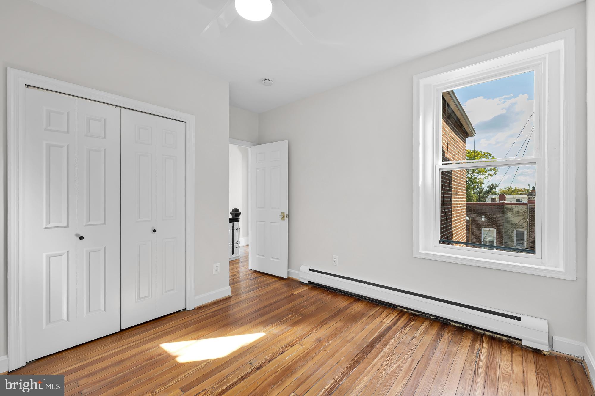 1105 East Capitol STREET SE Unit: 4
