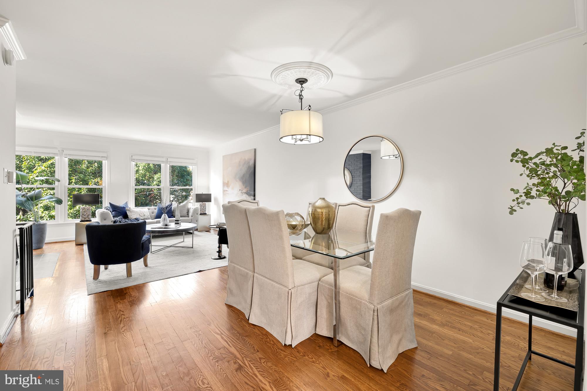 416 6th STREET NE