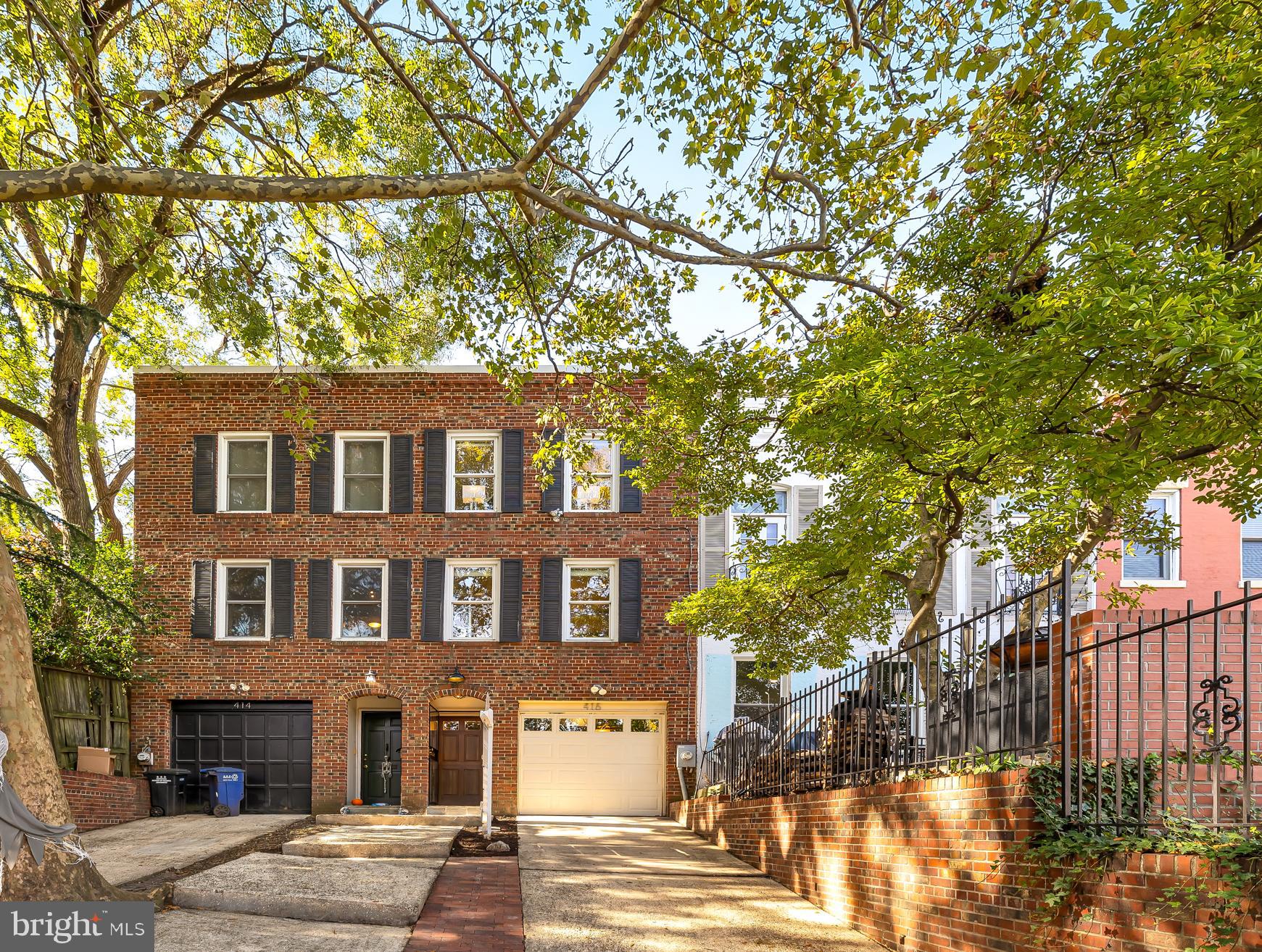 416 6th STREET NE
