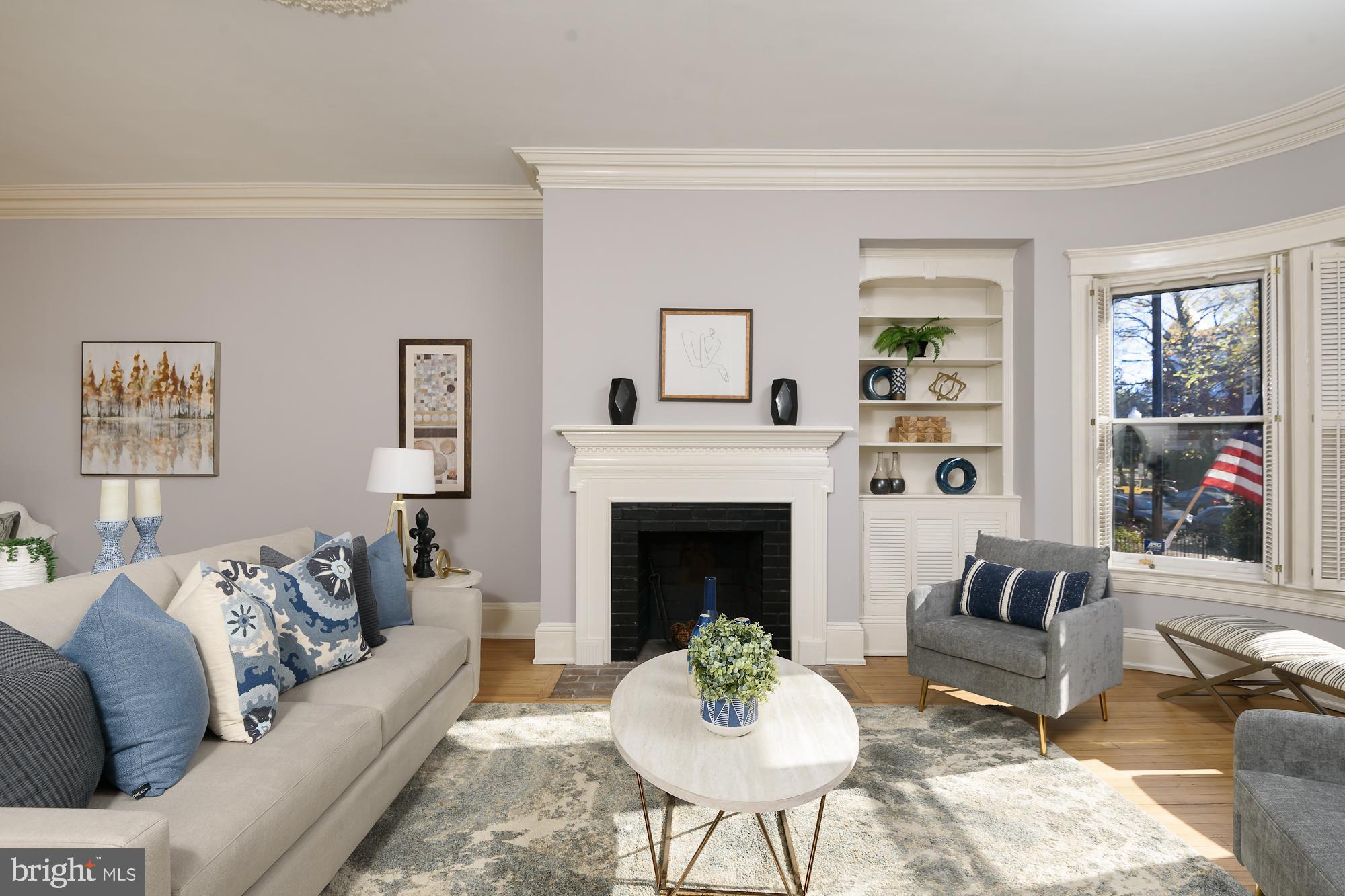 1014 Massachusetts AVENUE NE