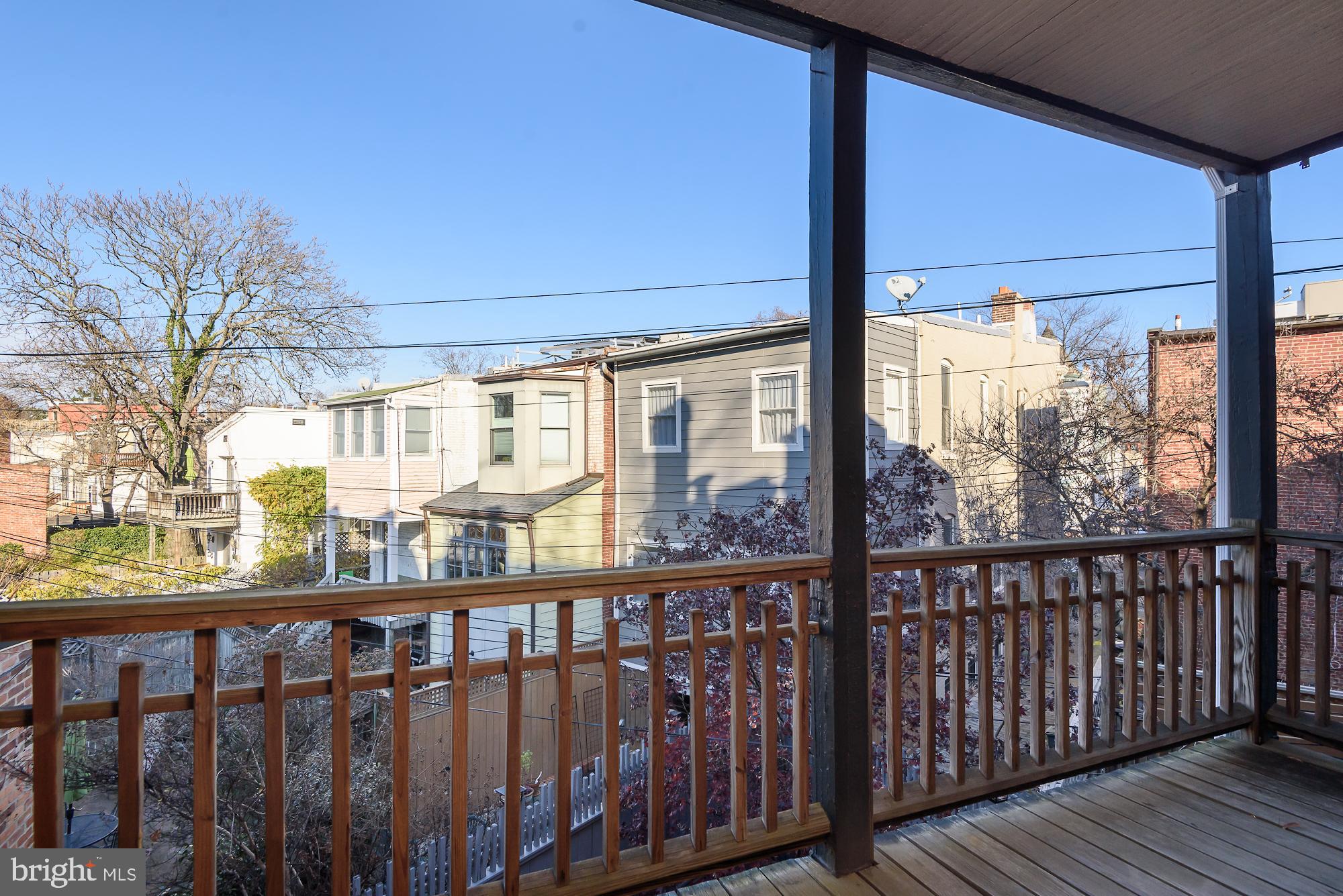 1014 Massachusetts AVENUE NE