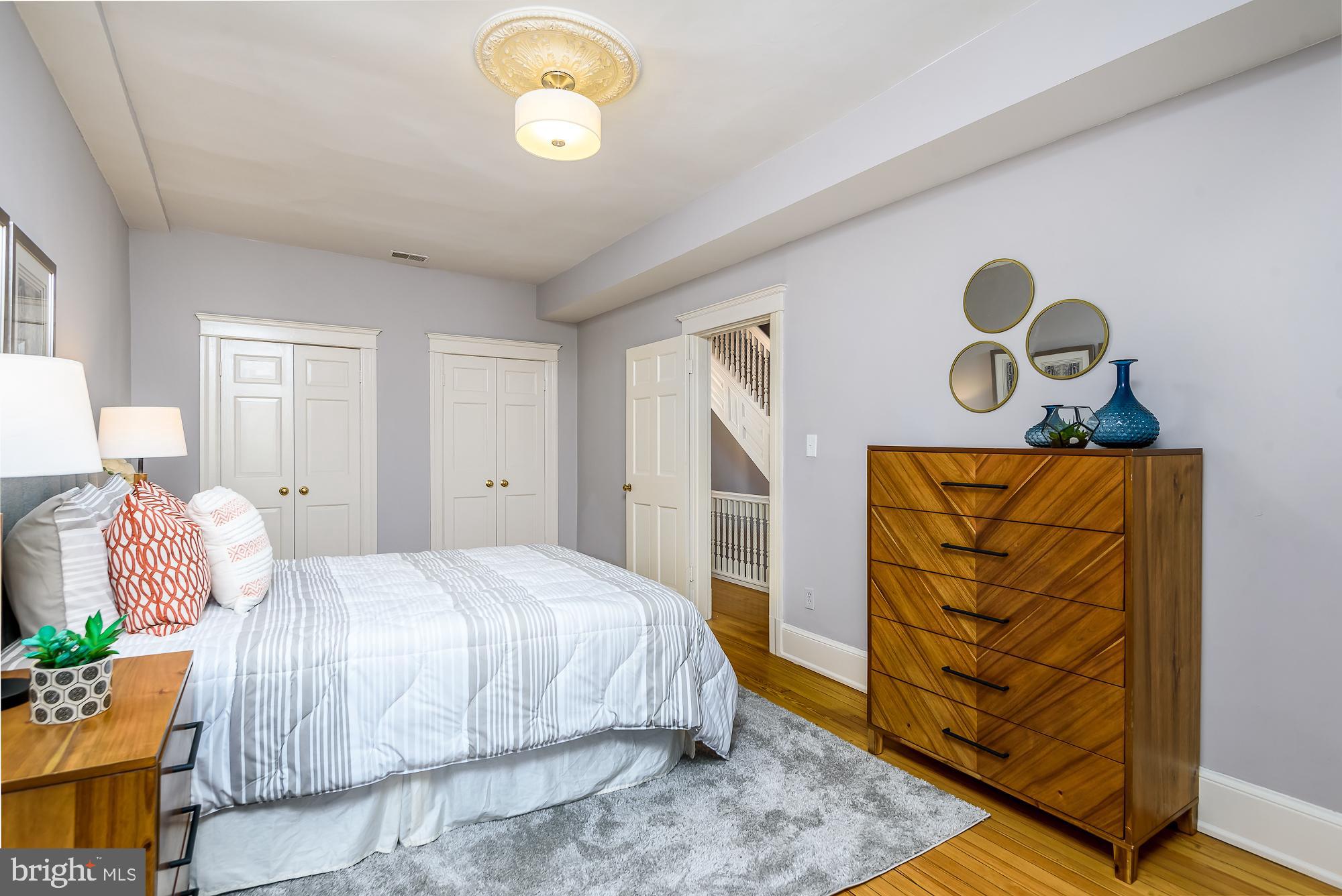 1014 Massachusetts AVENUE NE