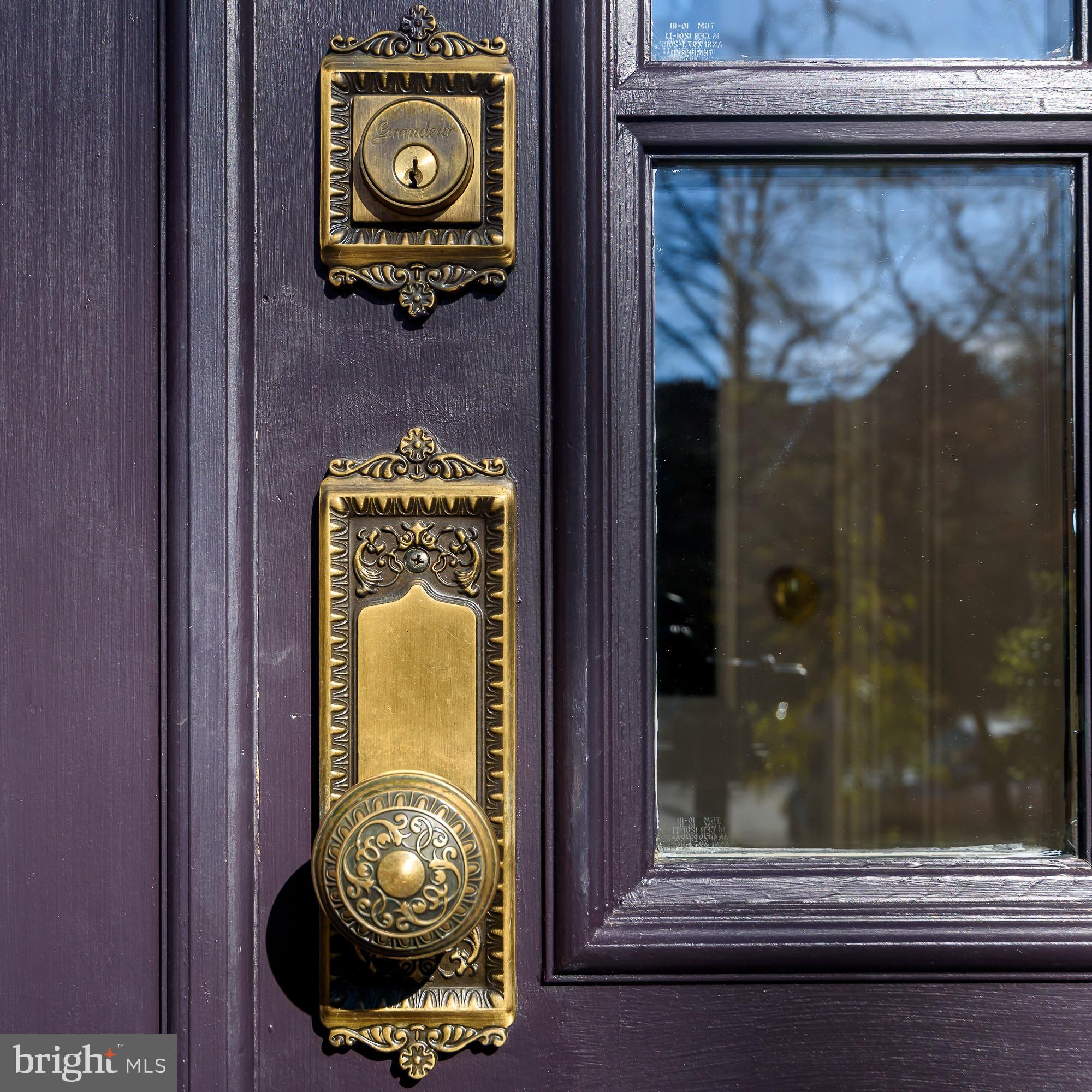 1014 Massachusetts AVENUE NE