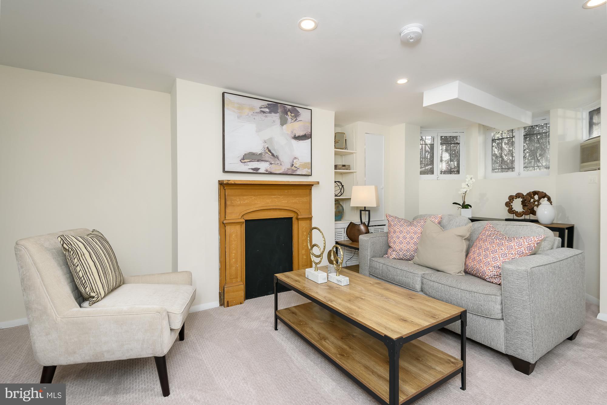 1014 Massachusetts AVENUE NE