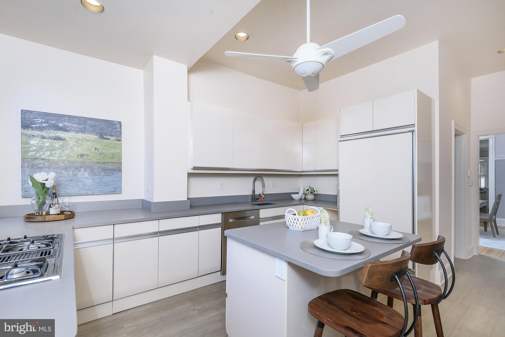 1014 Massachusetts AVENUE NE