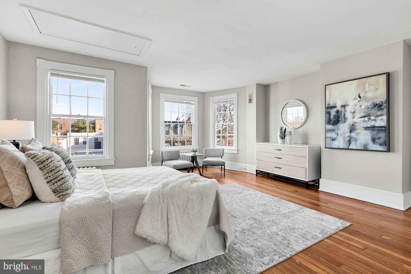 124 6th Street NE