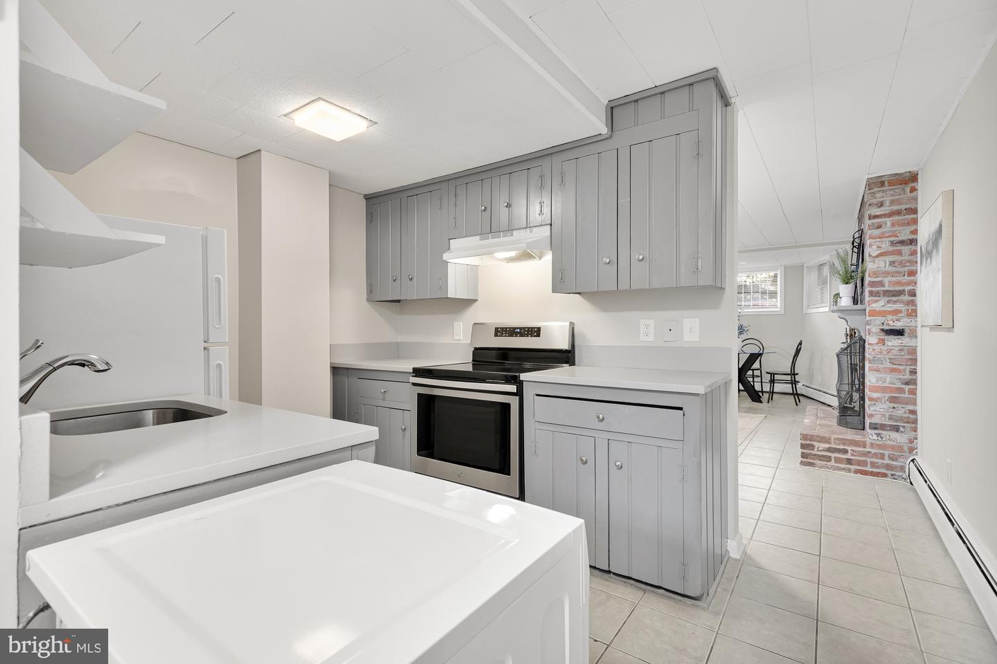 124 6th Street NE