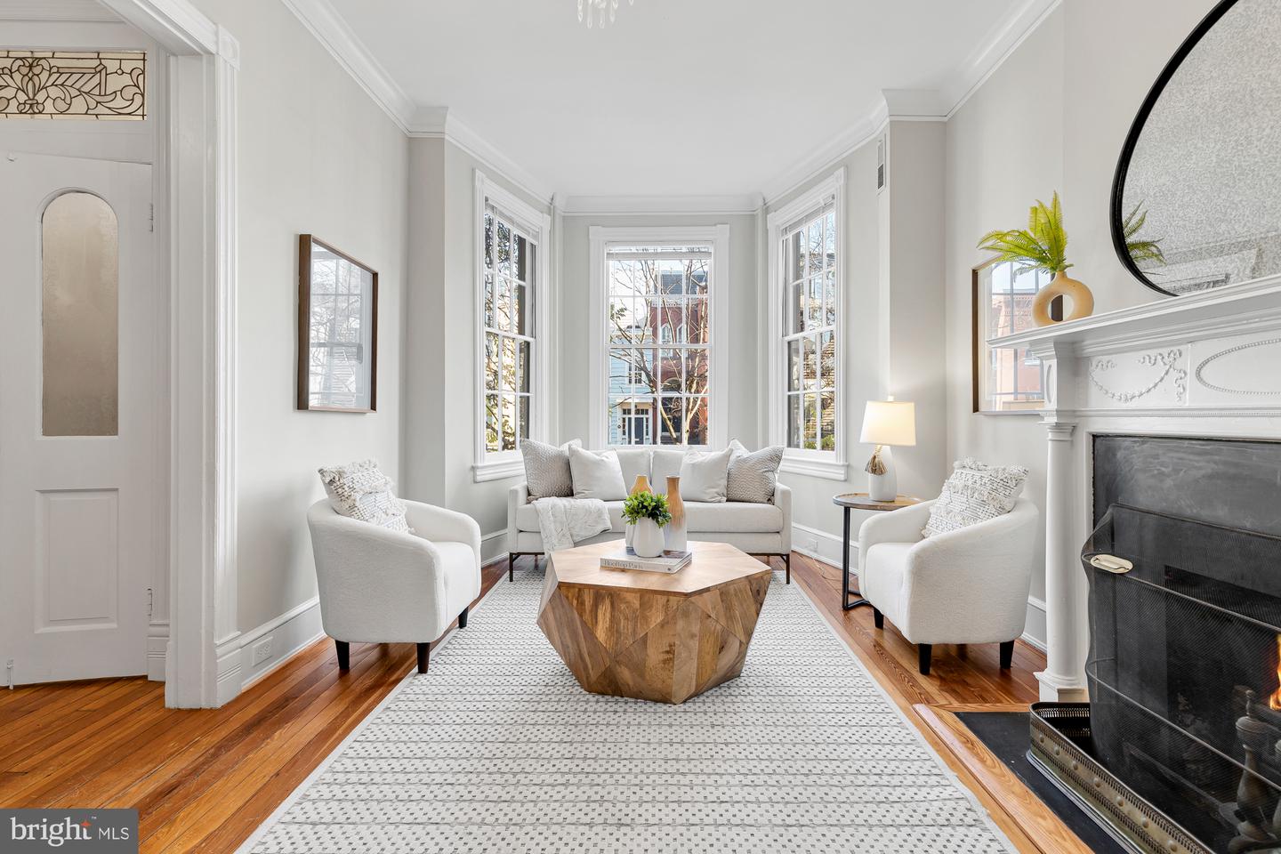 124 6th Street NE