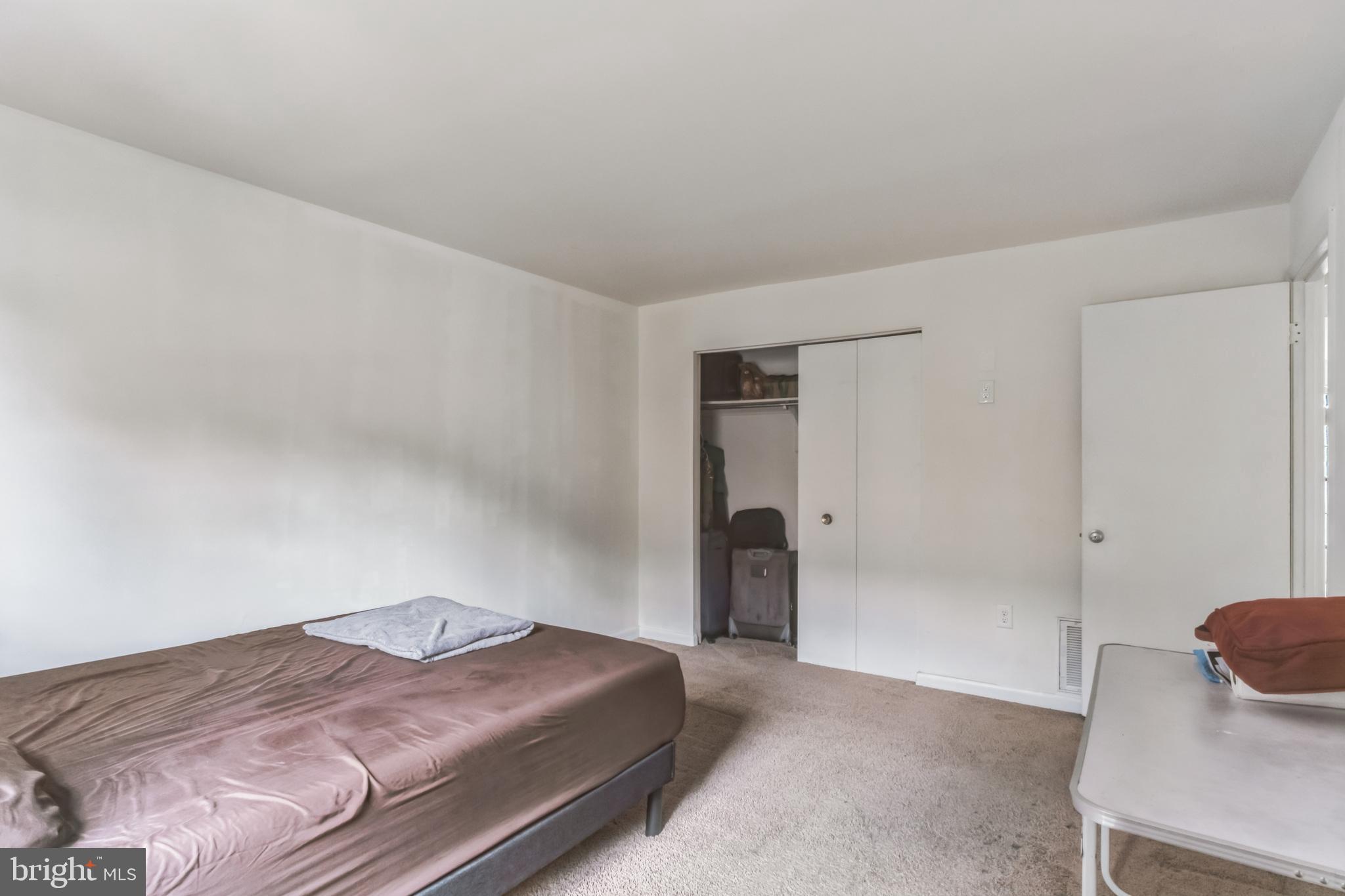 2131 Young St SE #101
