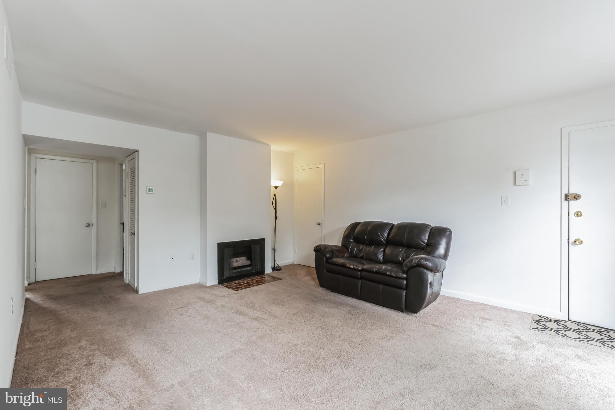 2131 Young St SE #101