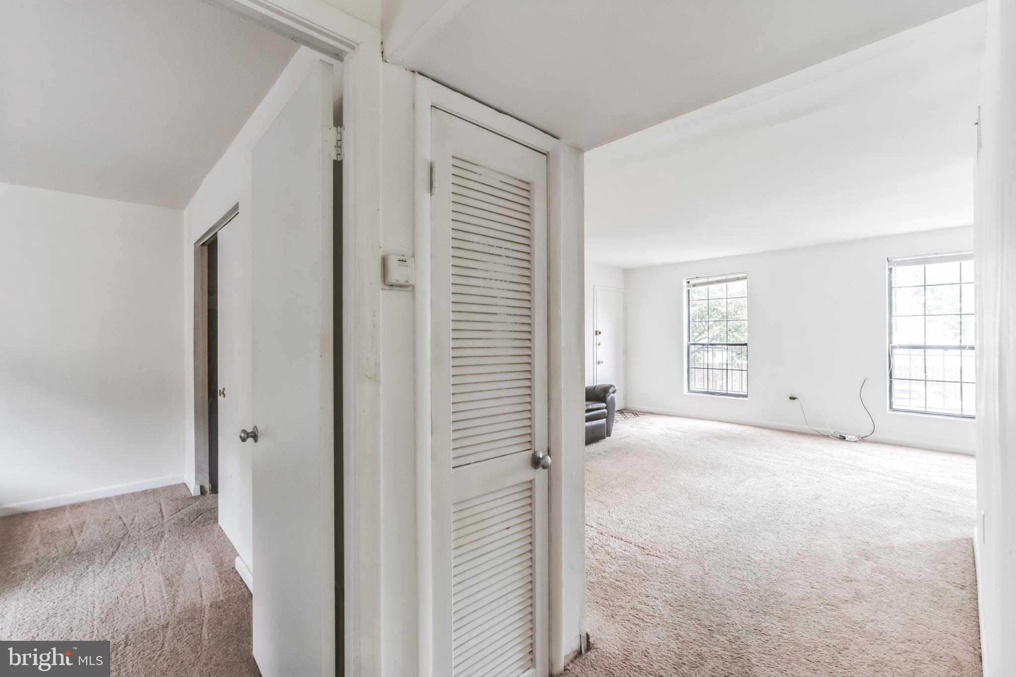 2131 Young St SE #101