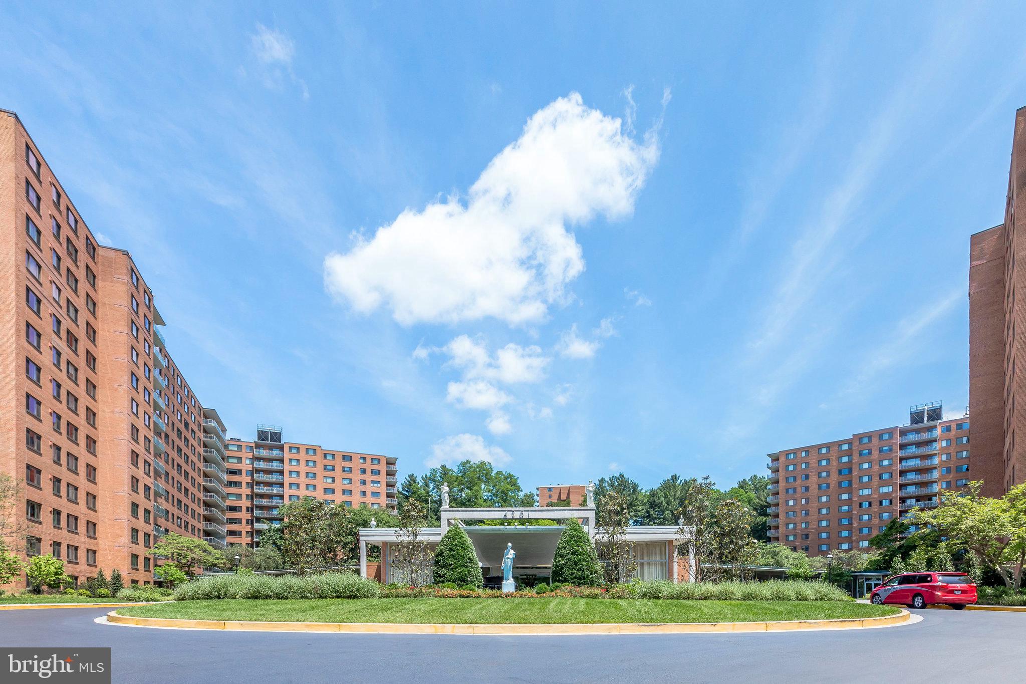 4201 Cathedral Ave NW #602w