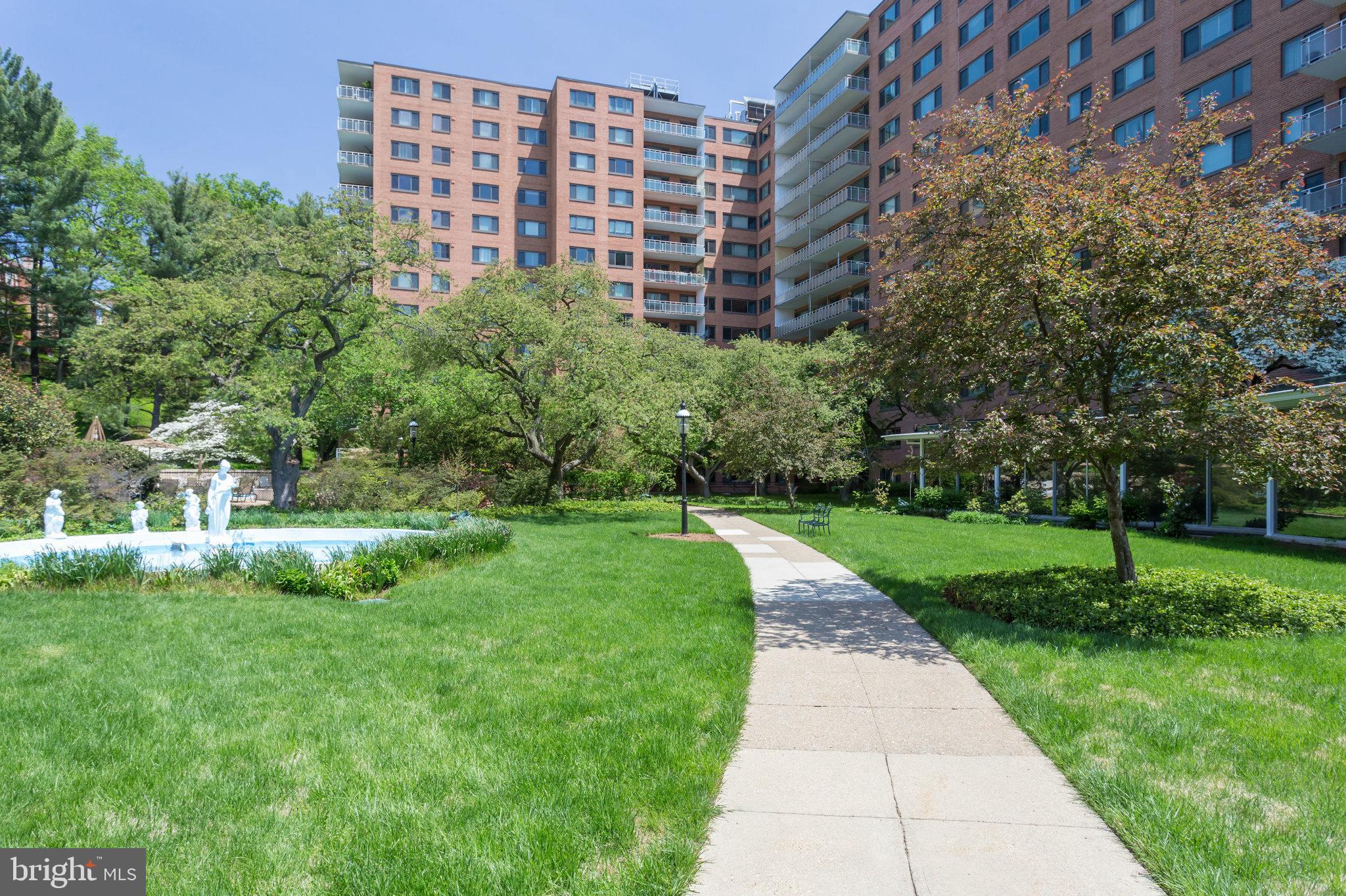 4201 Cathedral Ave NW #602w