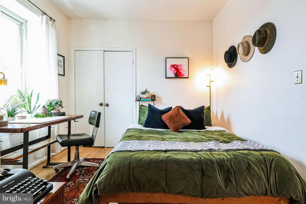 1341 East Capitol SE #303