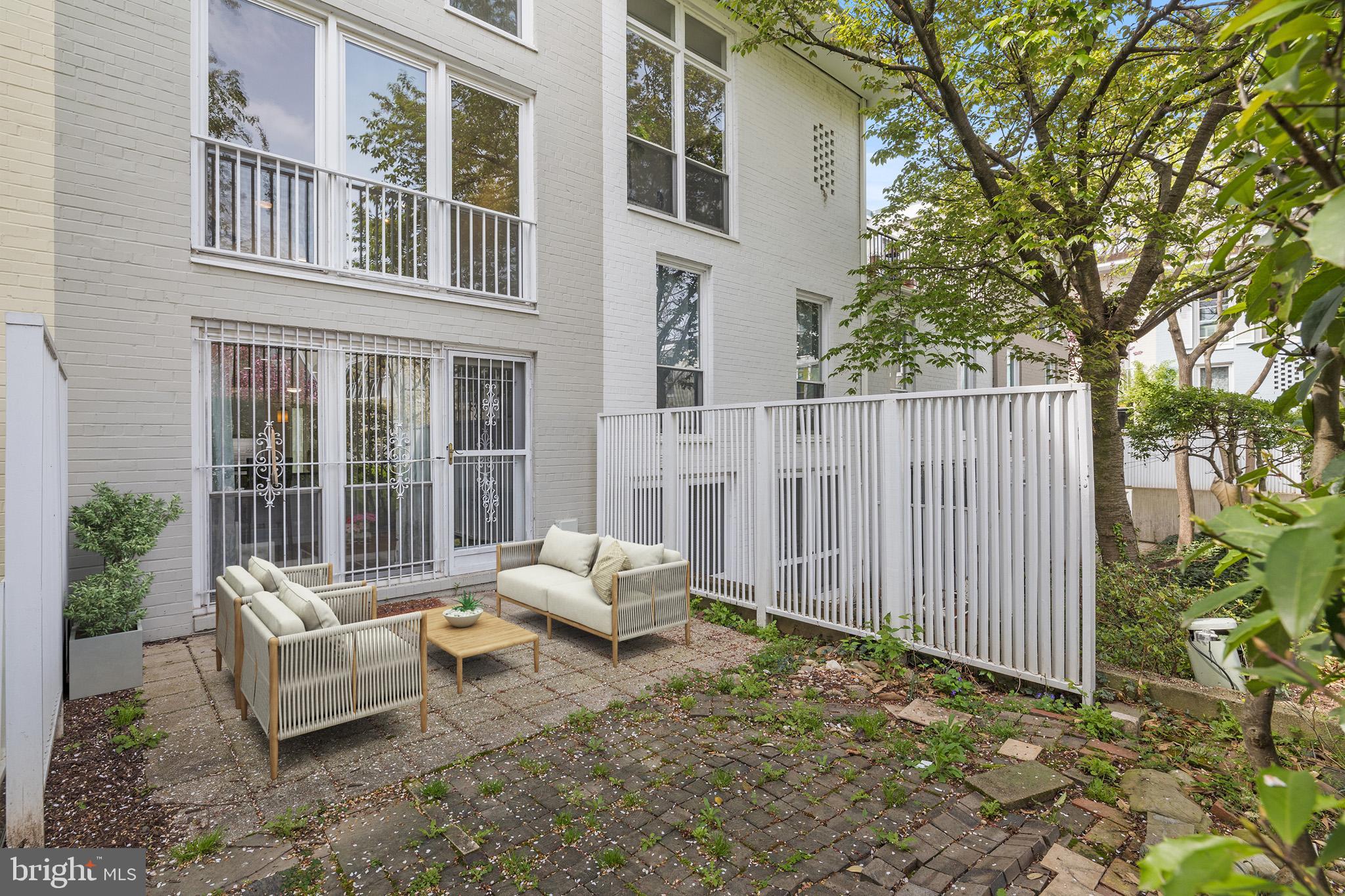 723 DELAWARE AVENUE SW 219